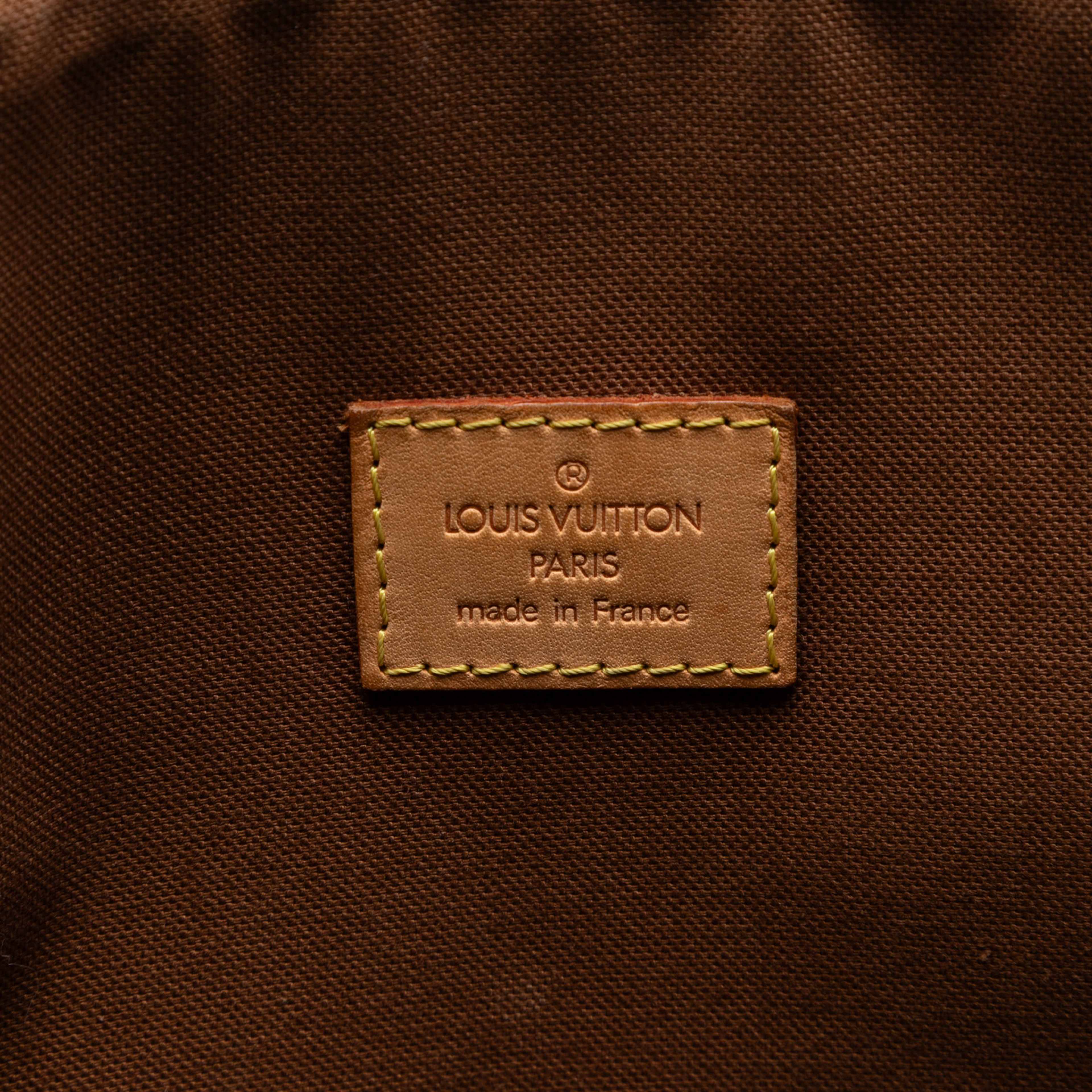 Louis Vuitton Monogram Lockit Horizontal, från Luxclusif, i färgen brown. Klicka för att öppna bilden i stort format