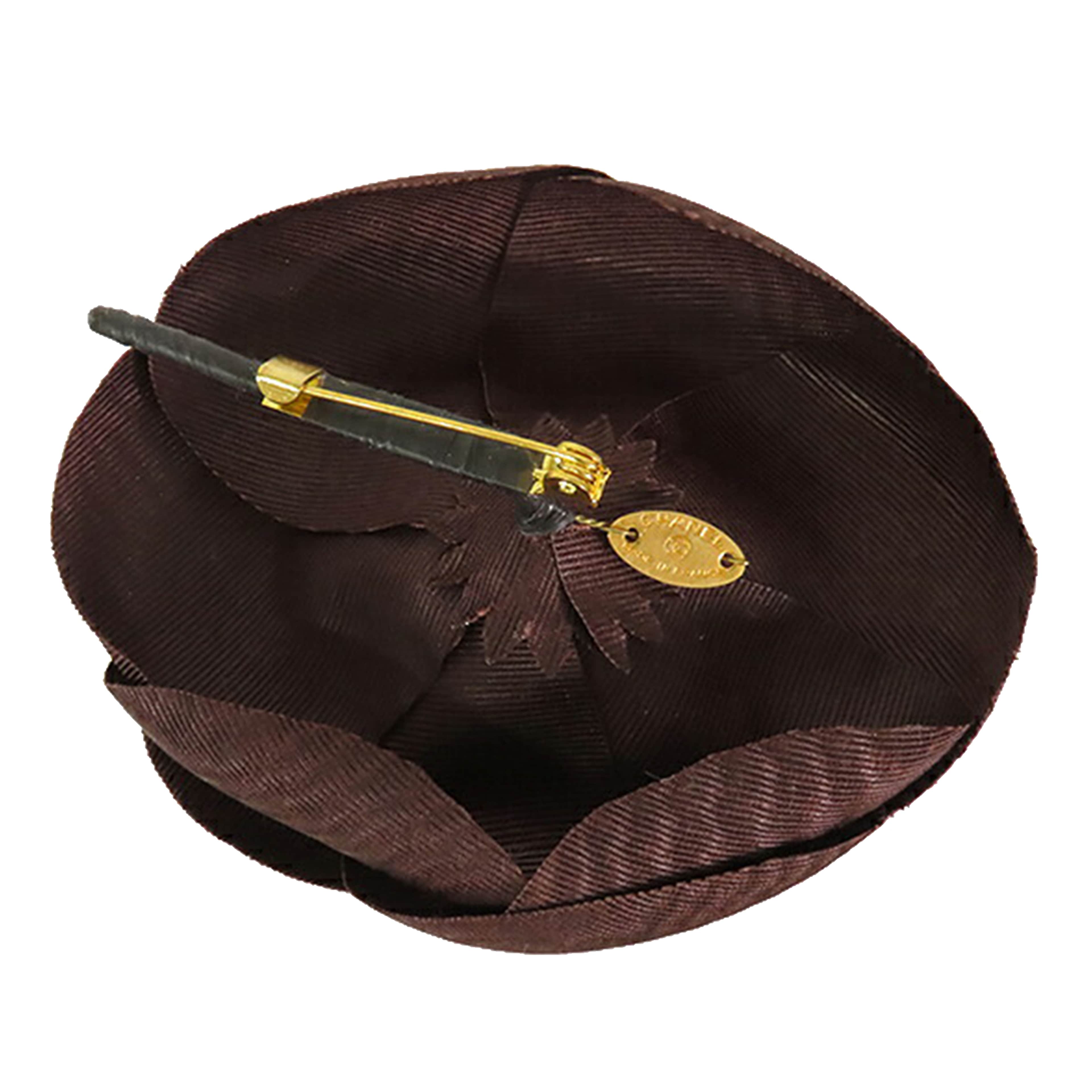 Chanel Nylon Camellia Brooch, från Luxclusif, i färgen dark brown. Klicka för att öppna bilden i stort format