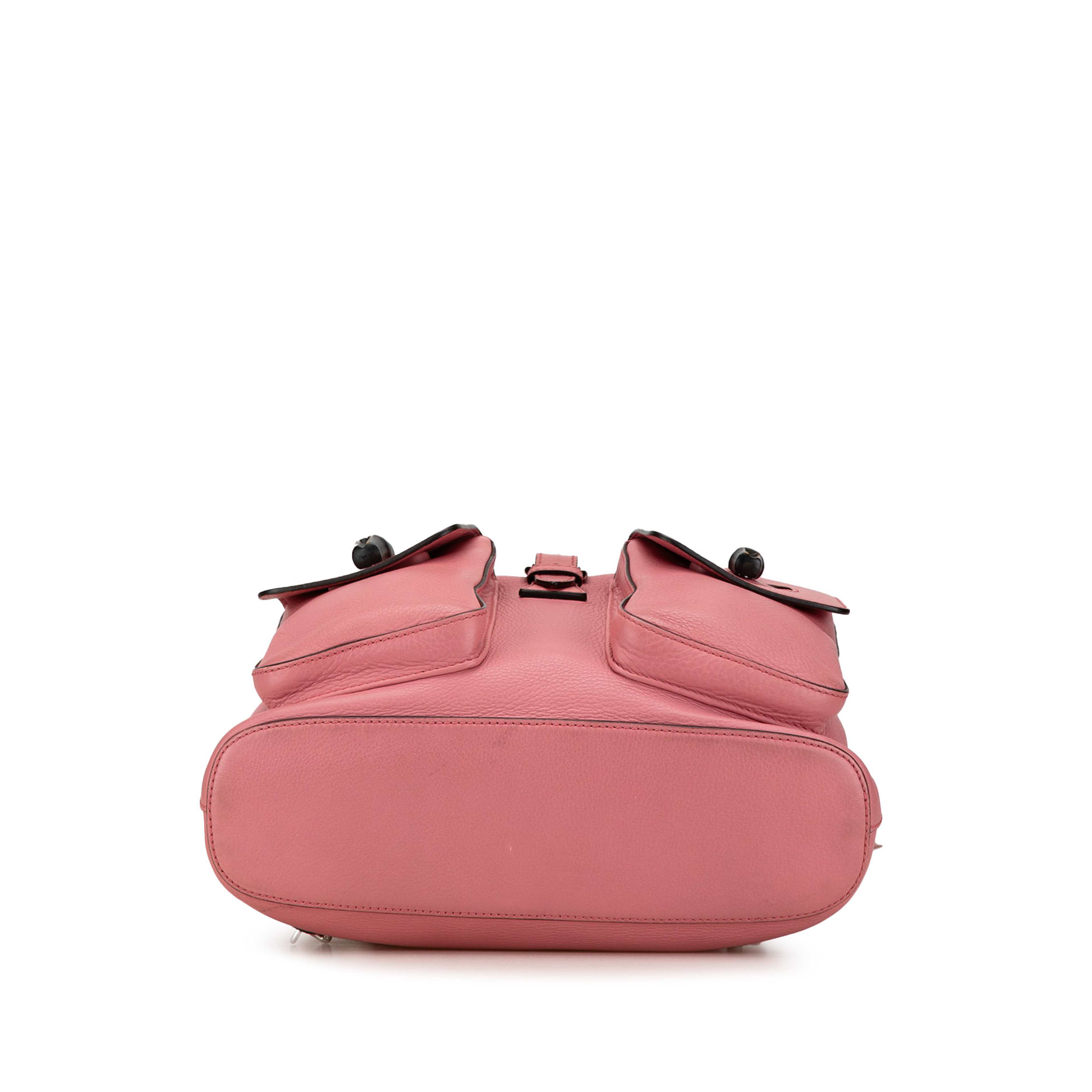 Gucci Leather Bamboo Tassel Backpack, från Luxclusif, i färgen pink.
