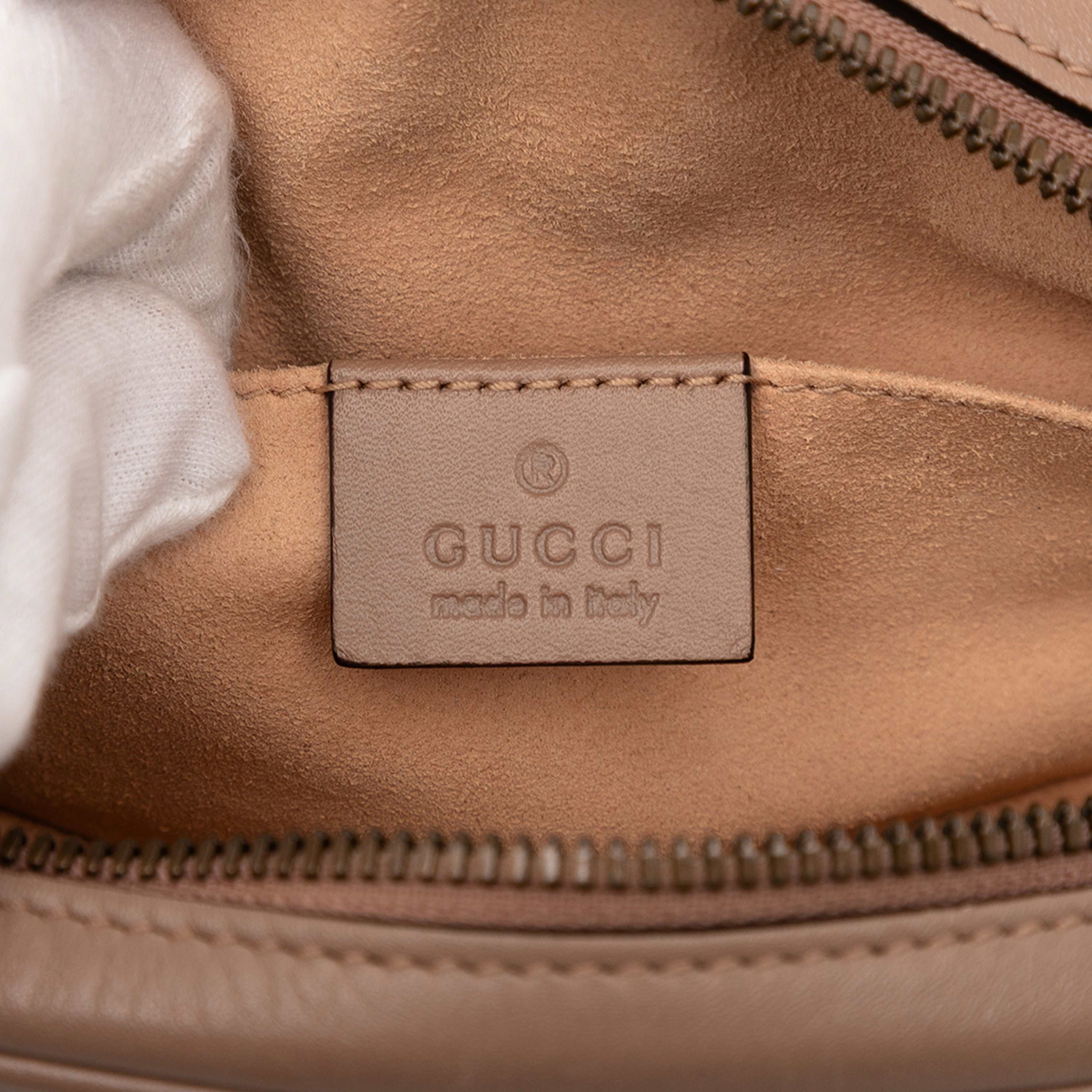 Gucci Gg Marmont Matelasse Leather Belt Bag, från Luxclusif, i färgen beige. Klicka för att öppna bilden i stort format