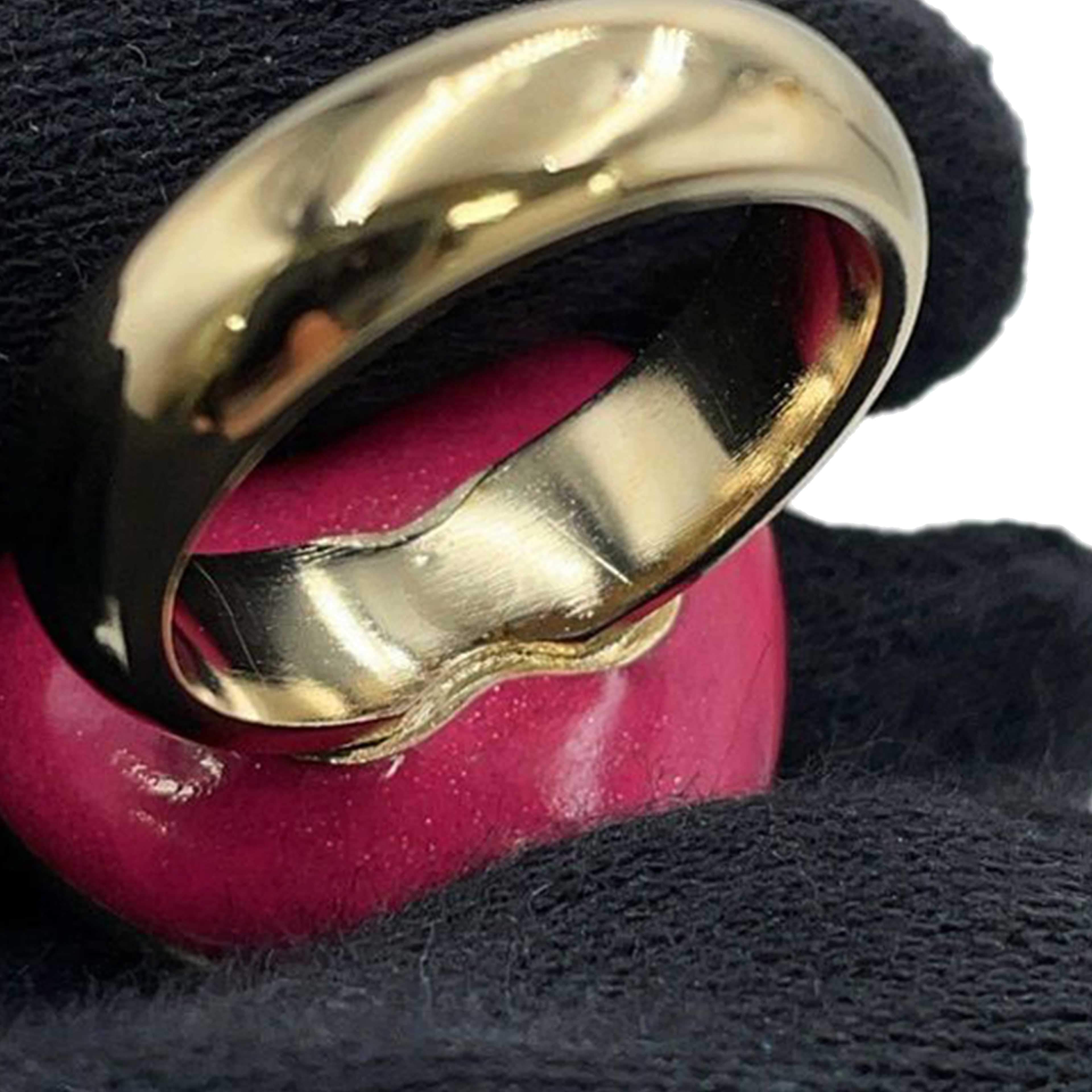 Chanel Cc Gold Plated Rhinestones Heart Ring, från Luxclusif, i färgen pink. Klicka för att öppna bilden i stort format