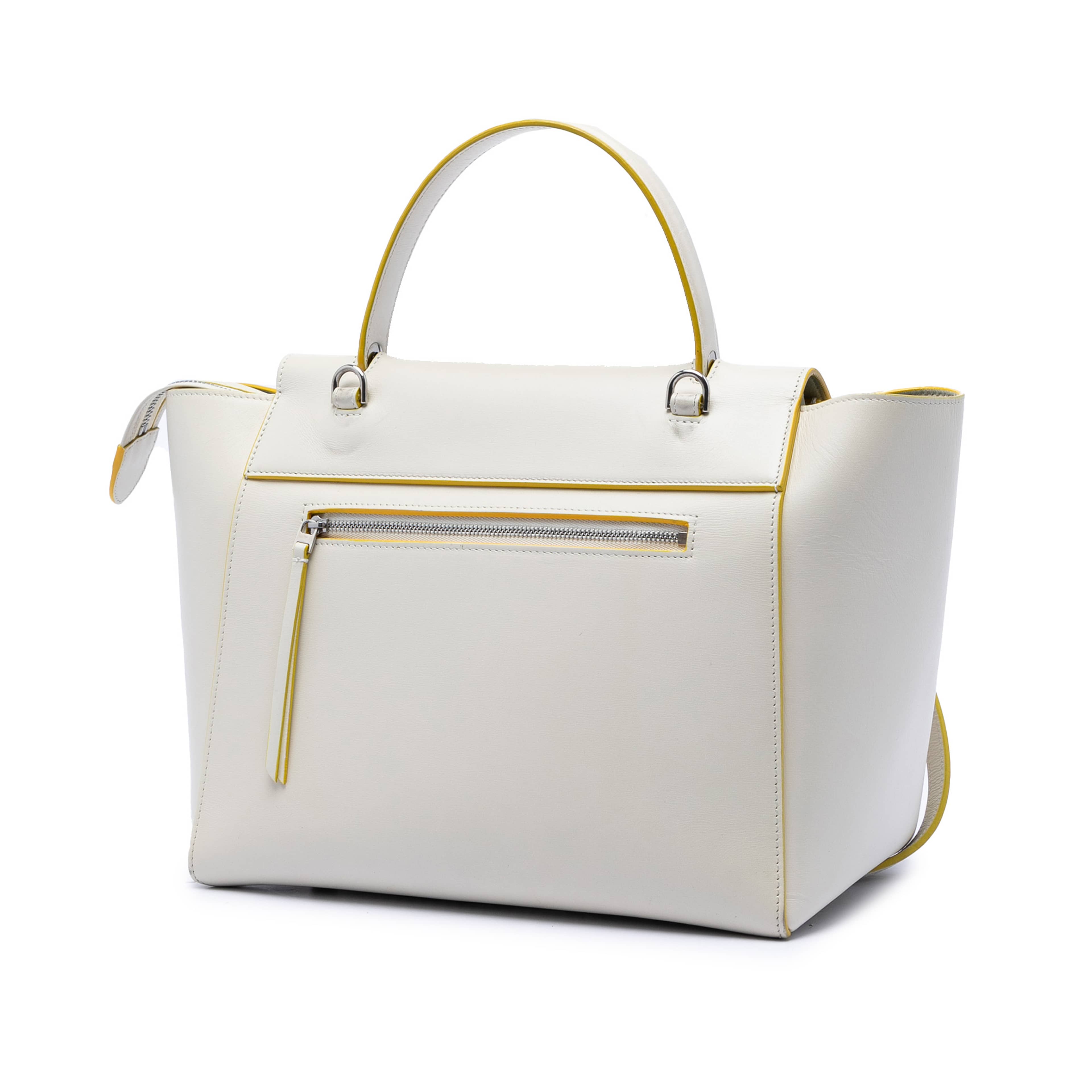Celine Mini Smooth Calfskin Belt Bag, från Luxclusif, i färgen vit. Klicka för att öppna bilden i stort format