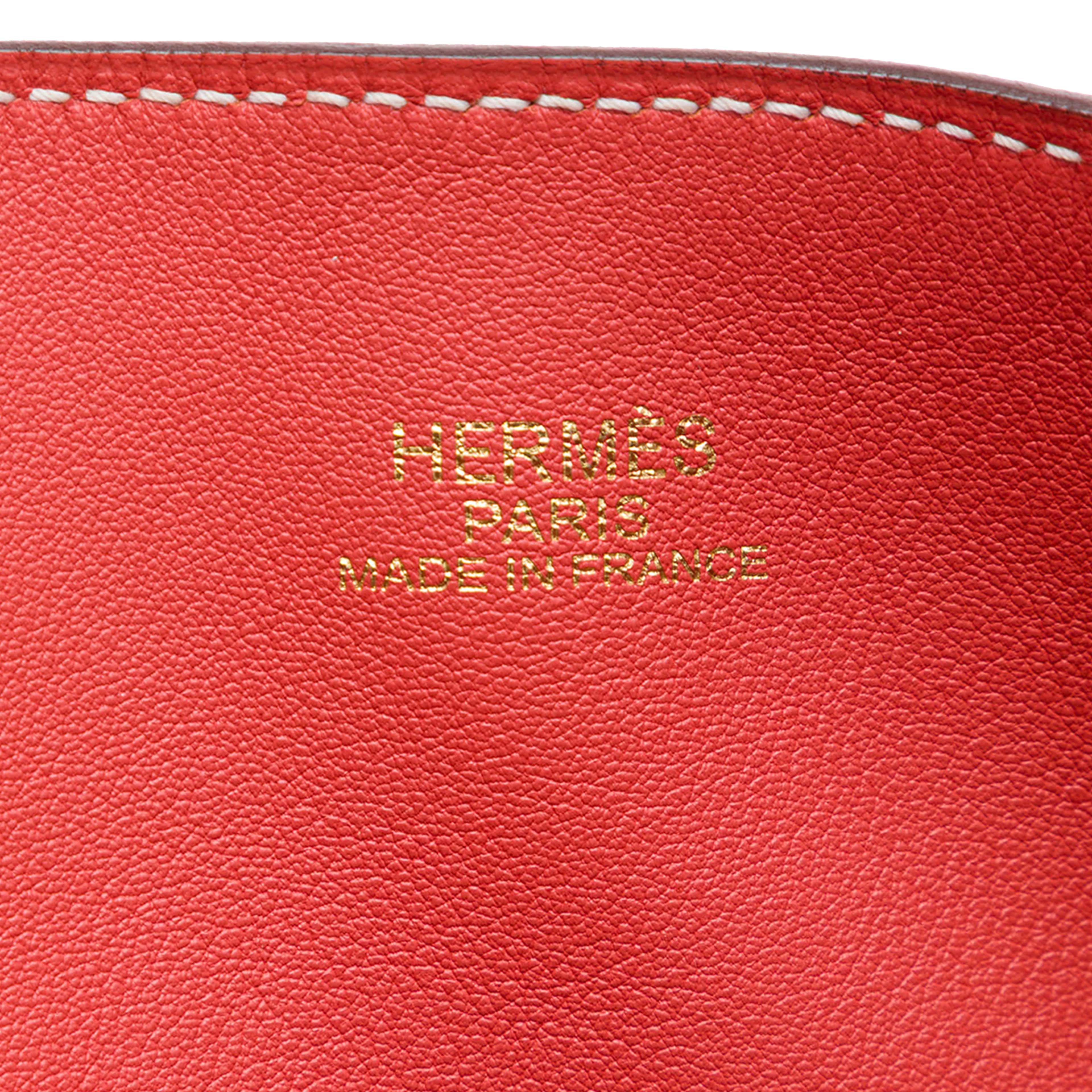 Hermès Clemence Double Sens 36, från Luxclusif, i färgen röd. Klicka för att öppna bilden i stort format