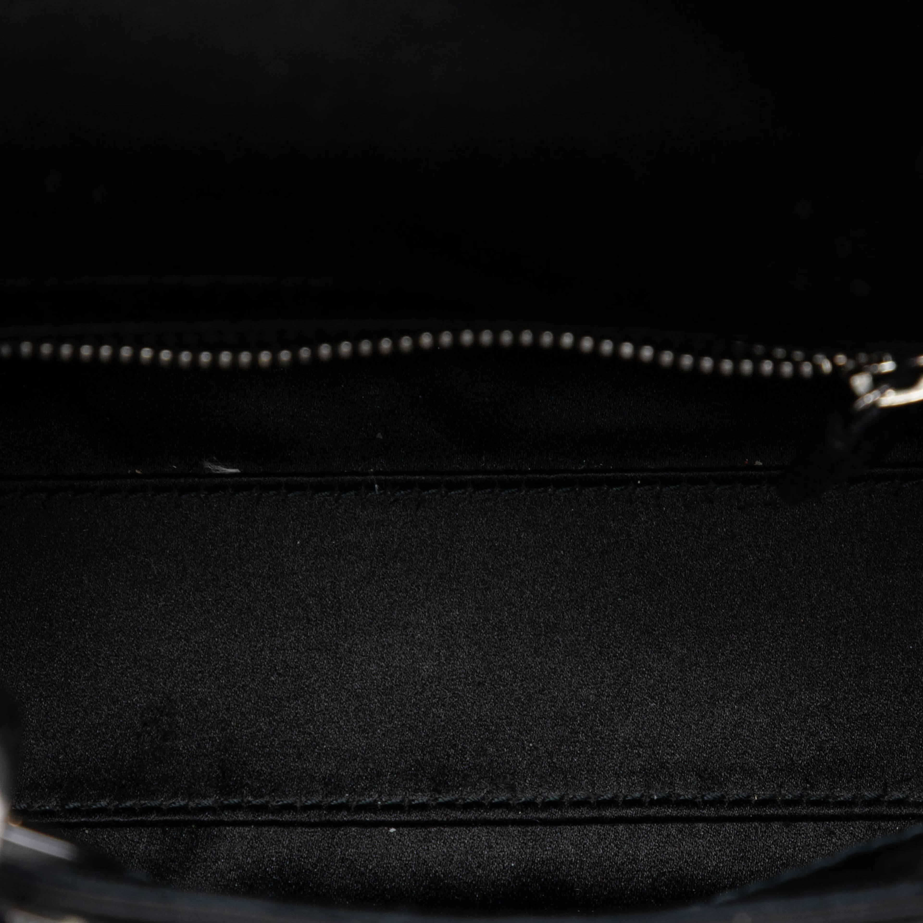 Dior Mini Satin Cannage Strass Crystal Embellished Lady Dior, från Luxclusif, i färgen black. Klicka för att öppna bilden i stort format