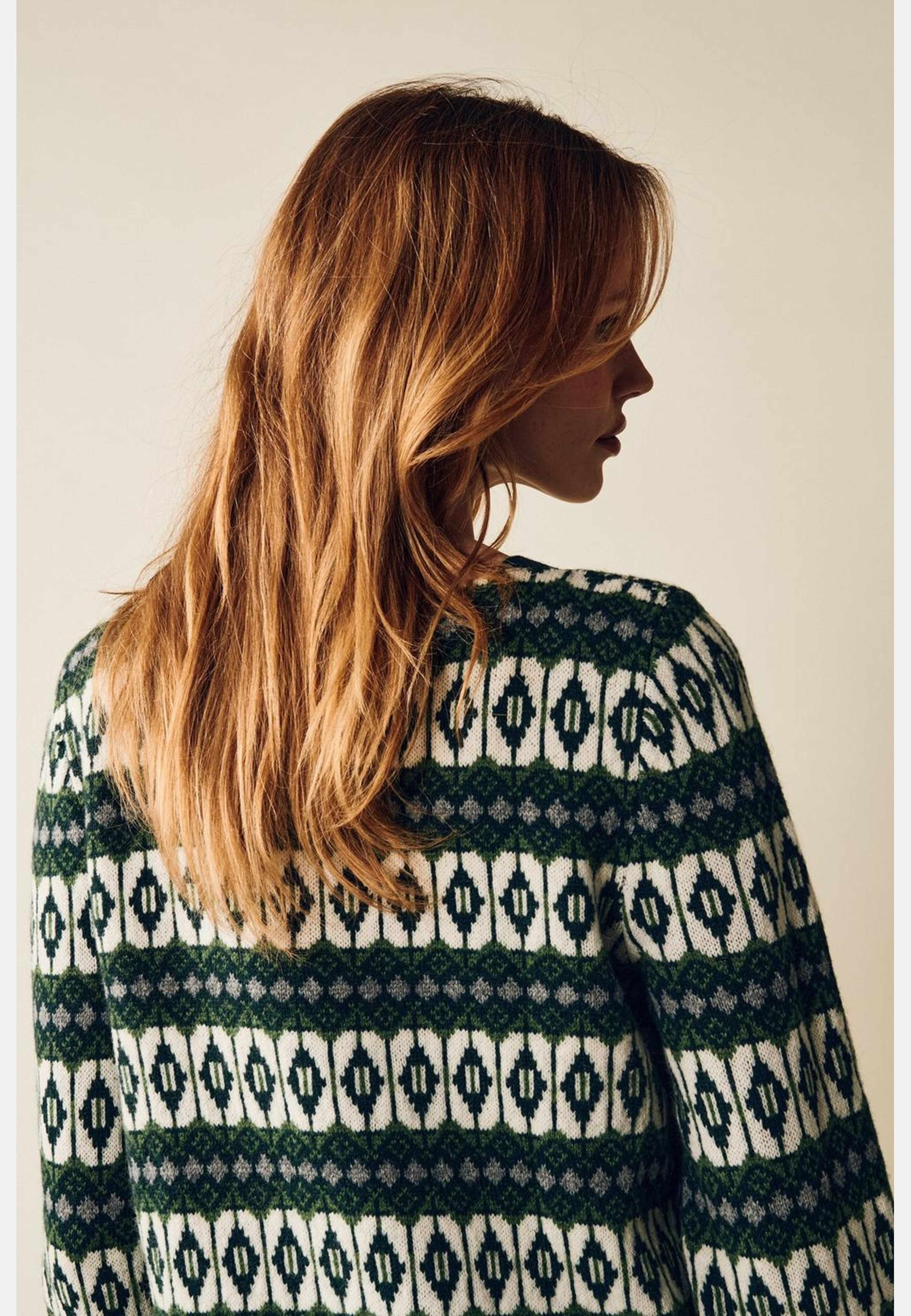 Lilja Jumper, från Jumperfabriken, i färgen green. Klicka för att öppna bilden i stort format