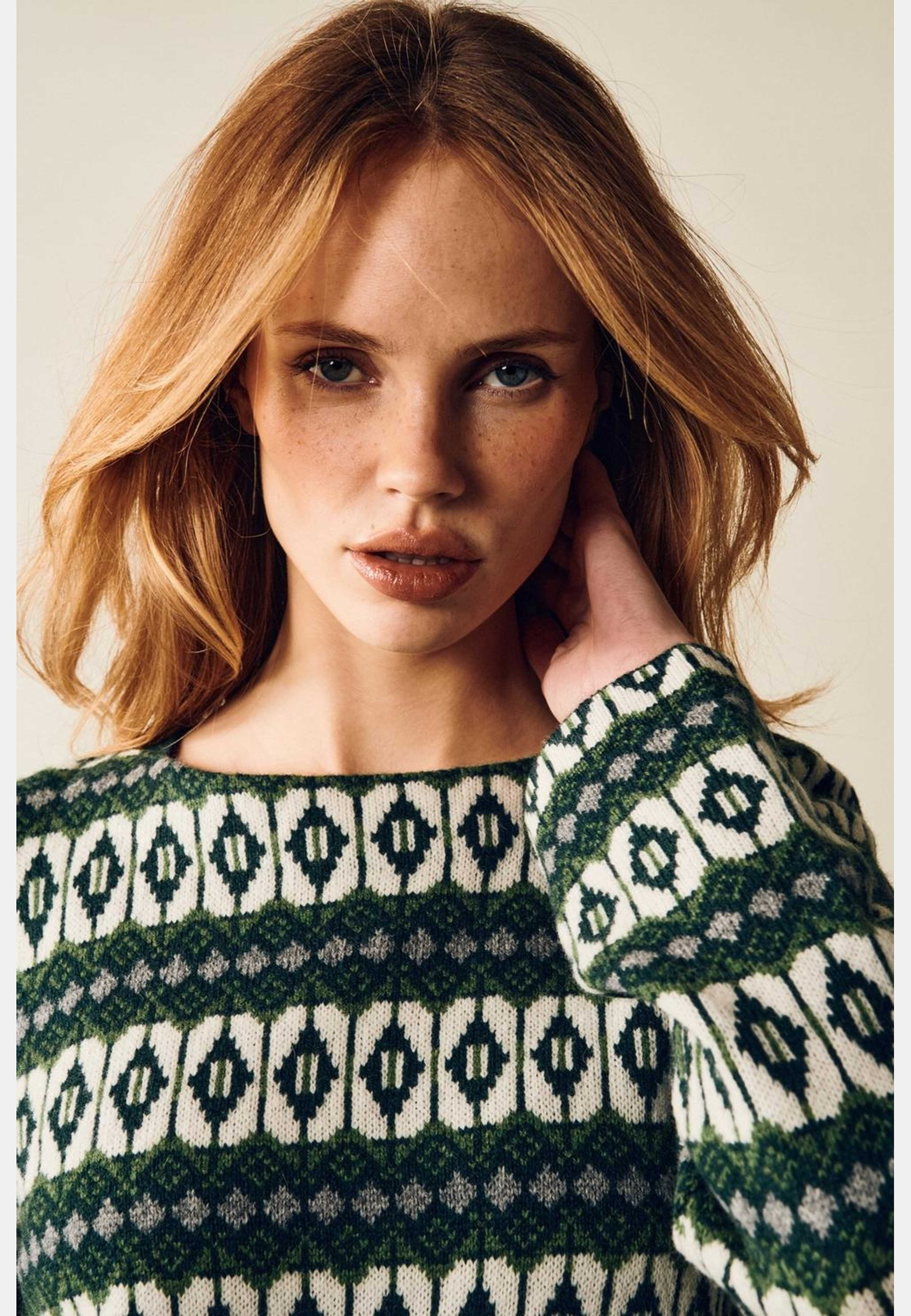 Lilja Jumper, från Jumperfabriken, i färgen green. Klicka för att öppna bilden i stort format