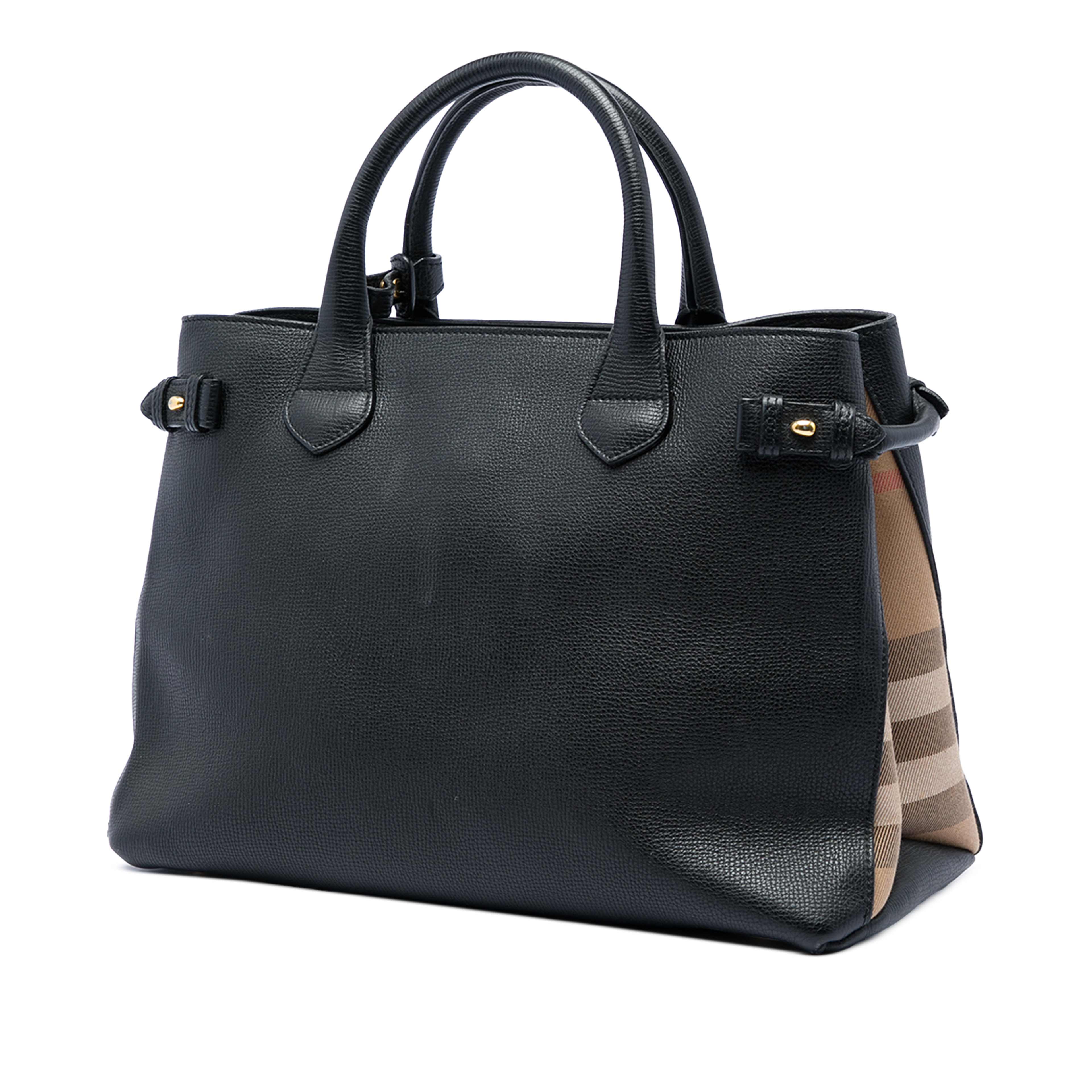 Burberry Medium Leather And House Check Banner Satchel, från Luxclusif, i färgen svart. Klicka för att öppna bilden i stort format