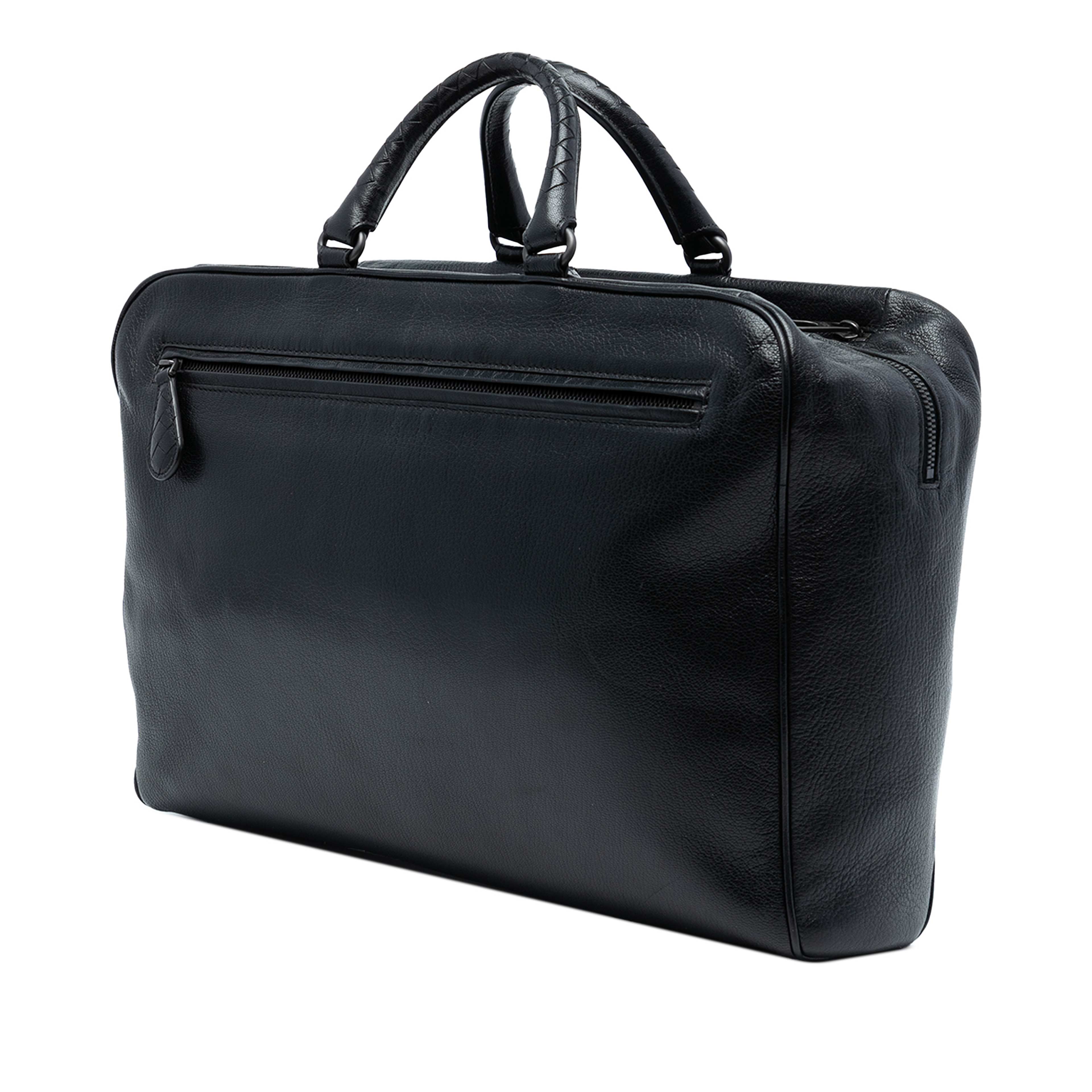 Bottega Veneta Madras Sfumato Brera Handbag, från Luxclusif, i färgen black. Klicka för att öppna bilden i stort format