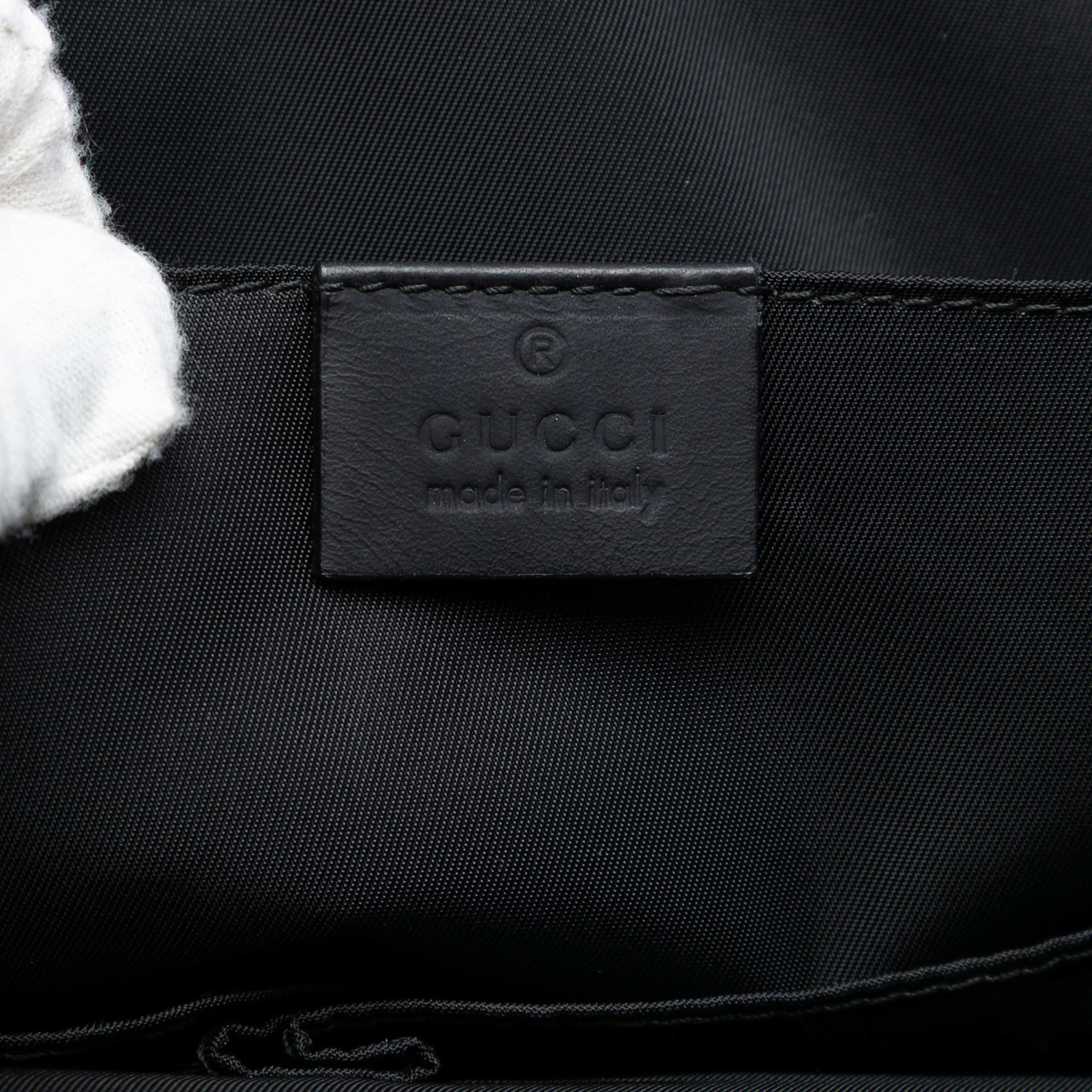 Gucci Guccissima Web Business Bag, från Luxclusif, i färgen black. Klicka för att öppna bilden i stort format