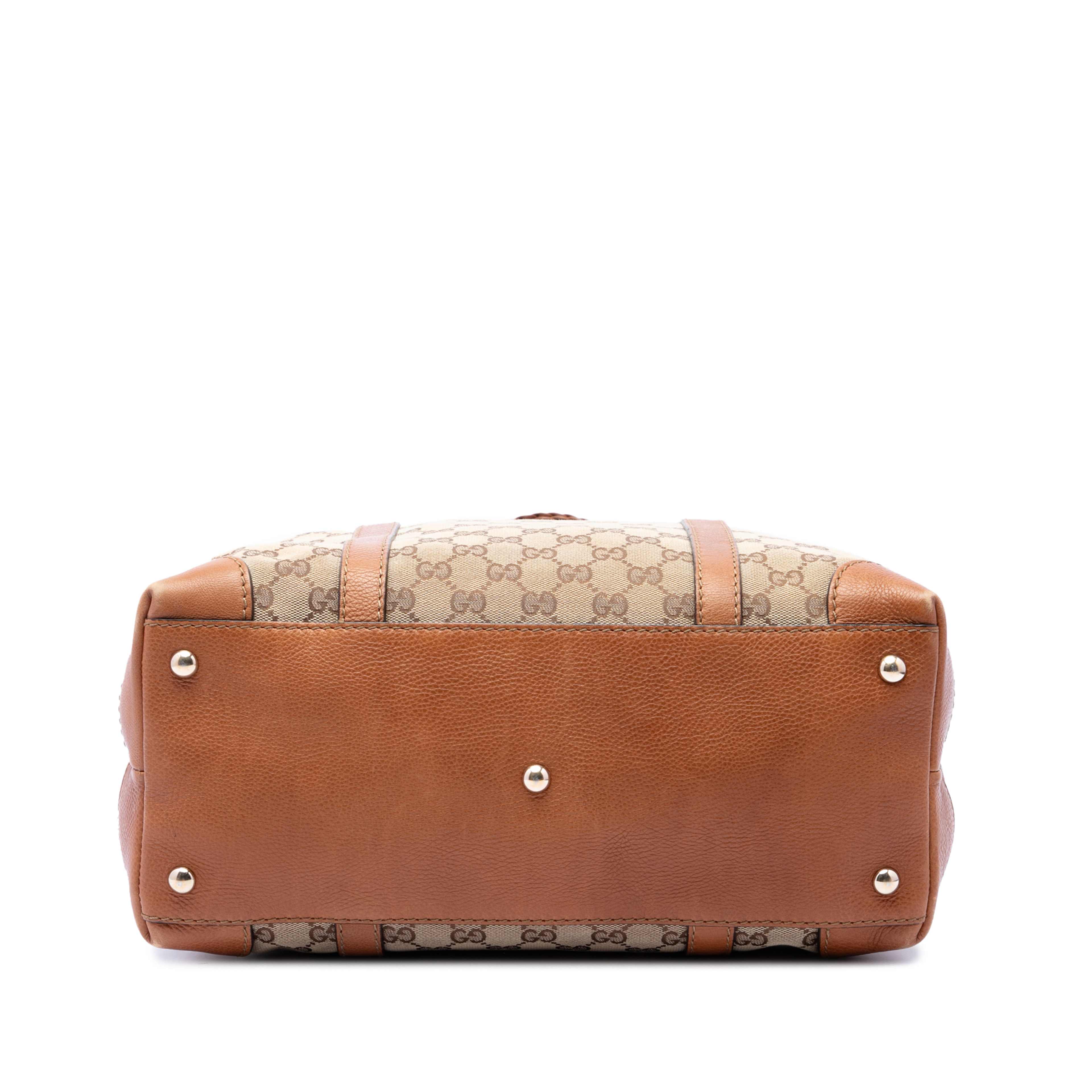 Gucci Large Gg Canvas Marrakech Tote, från Luxclusif, i färgen beige. Klicka för att öppna bilden i stort format