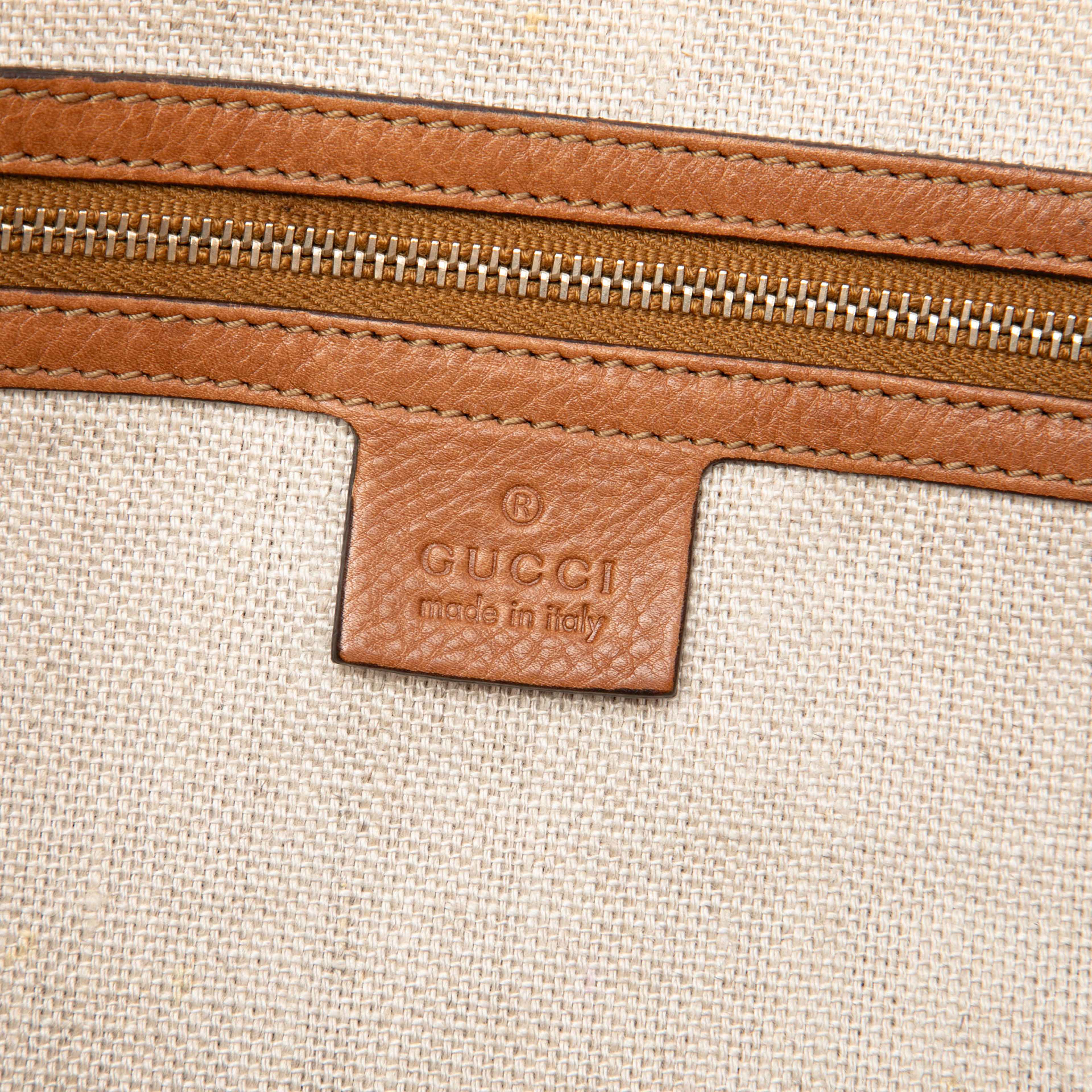 Gucci Large Gg Canvas Marrakech Tote, från Luxclusif, i färgen beige. Klicka för att öppna bilden i stort format