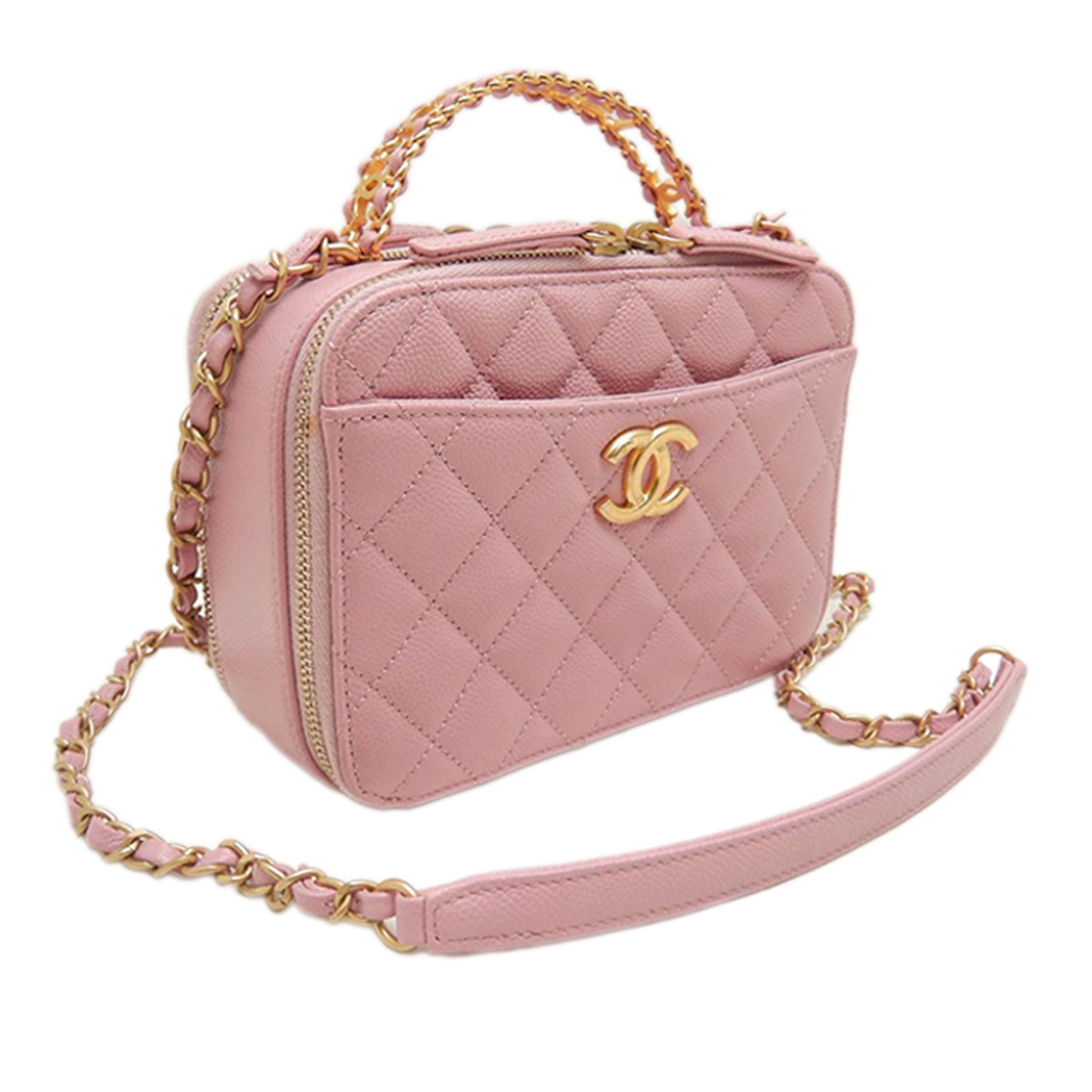 Chanel Small Quilted Caviar Pick Me Up Vanity Case, från Luxclusif, i färgen rosa. Klicka för att öppna bilden i stort format