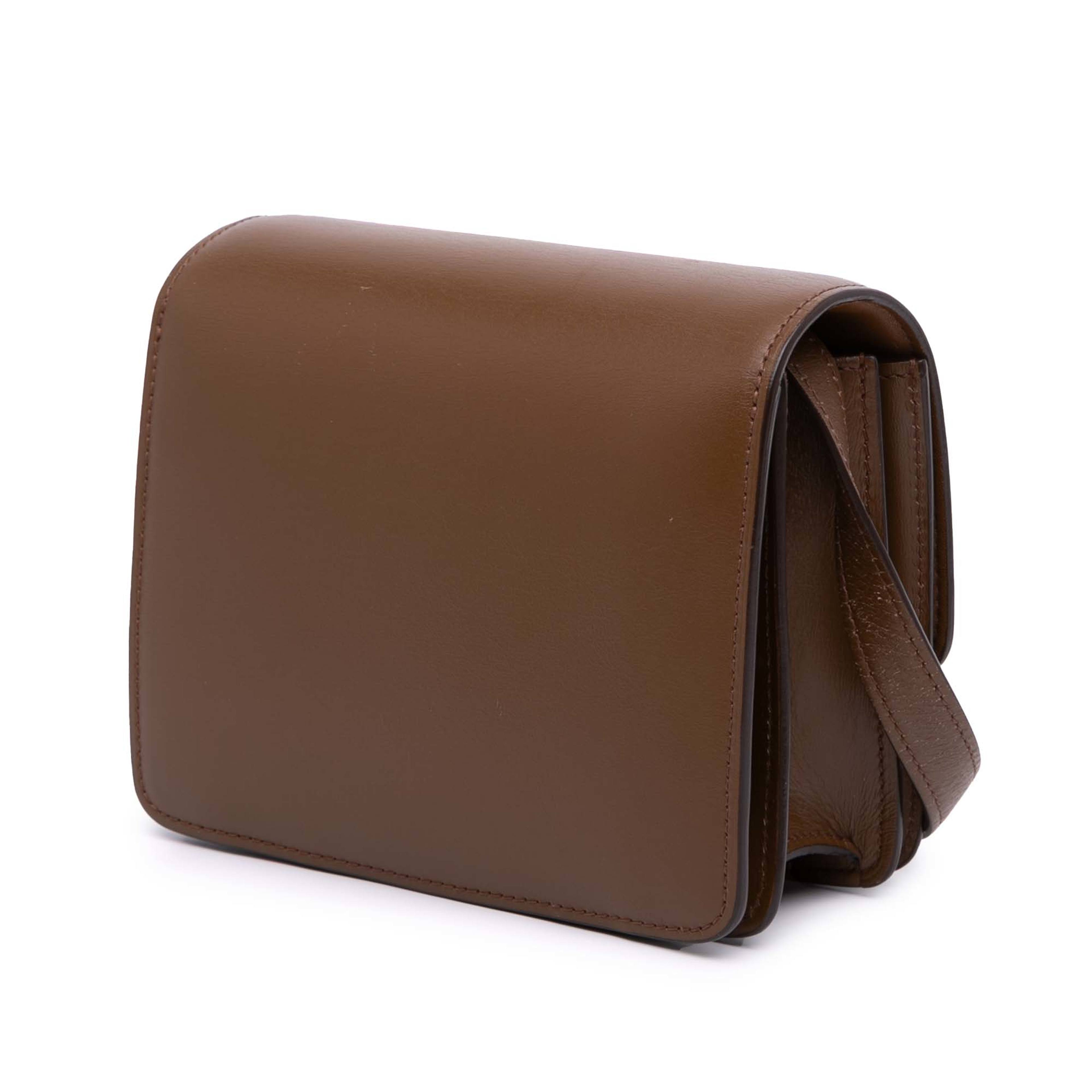 Celine Small Calfskin Classic Box, från Luxclusif, i färgen brown.