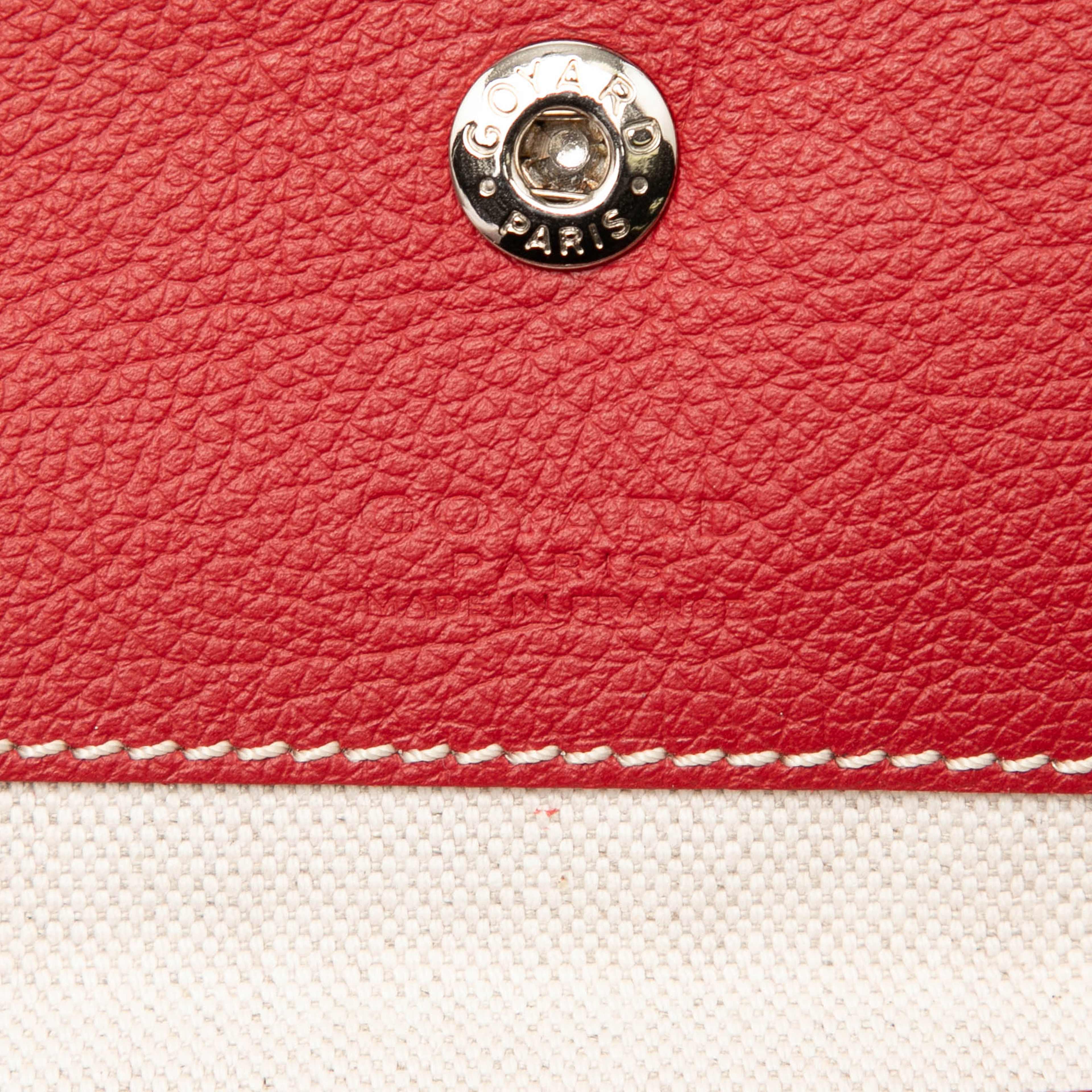 Goyard Goyardine Saint Louis Pm, från Luxclusif, i färgen red. Klicka för att öppna bilden i stort format