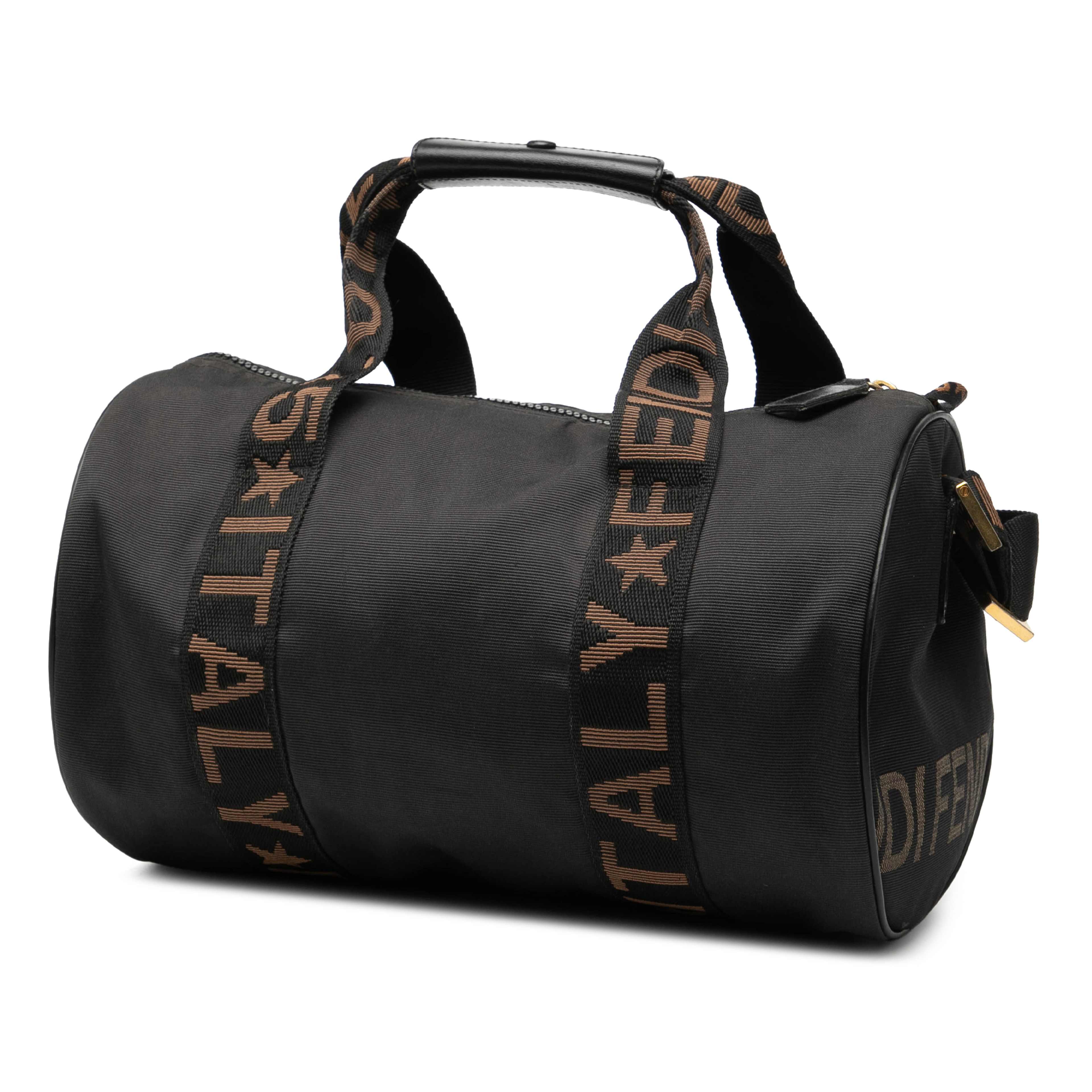 Fendi Nylon Roma 1925 Duffle Bag, från Luxclusif, i färgen brun. Klicka för att öppna bilden i stort format