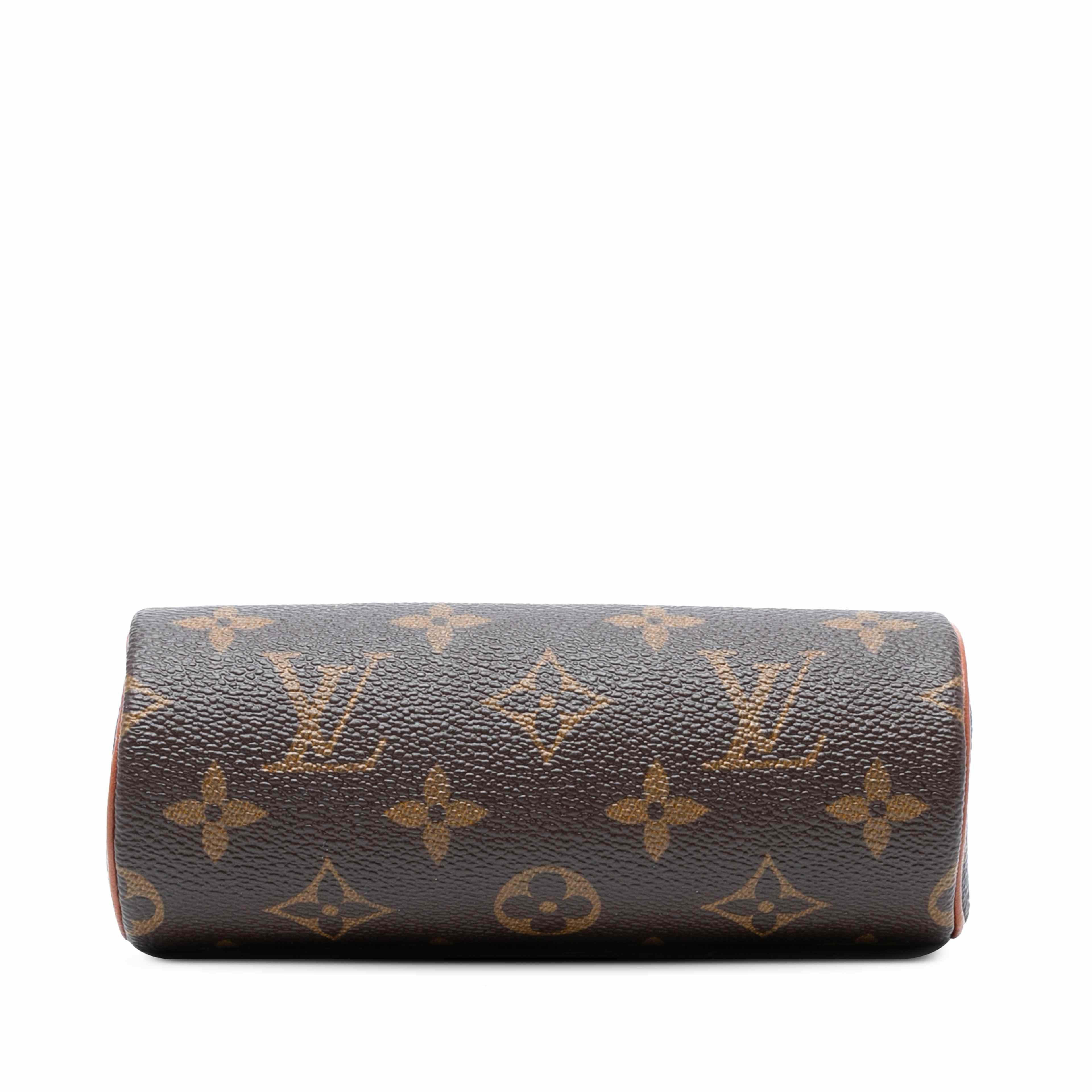 Louis Vuitton Monogram Papillon Pochette, från Luxclusif, i färgen brown. Klicka för att öppna bilden i stort format
