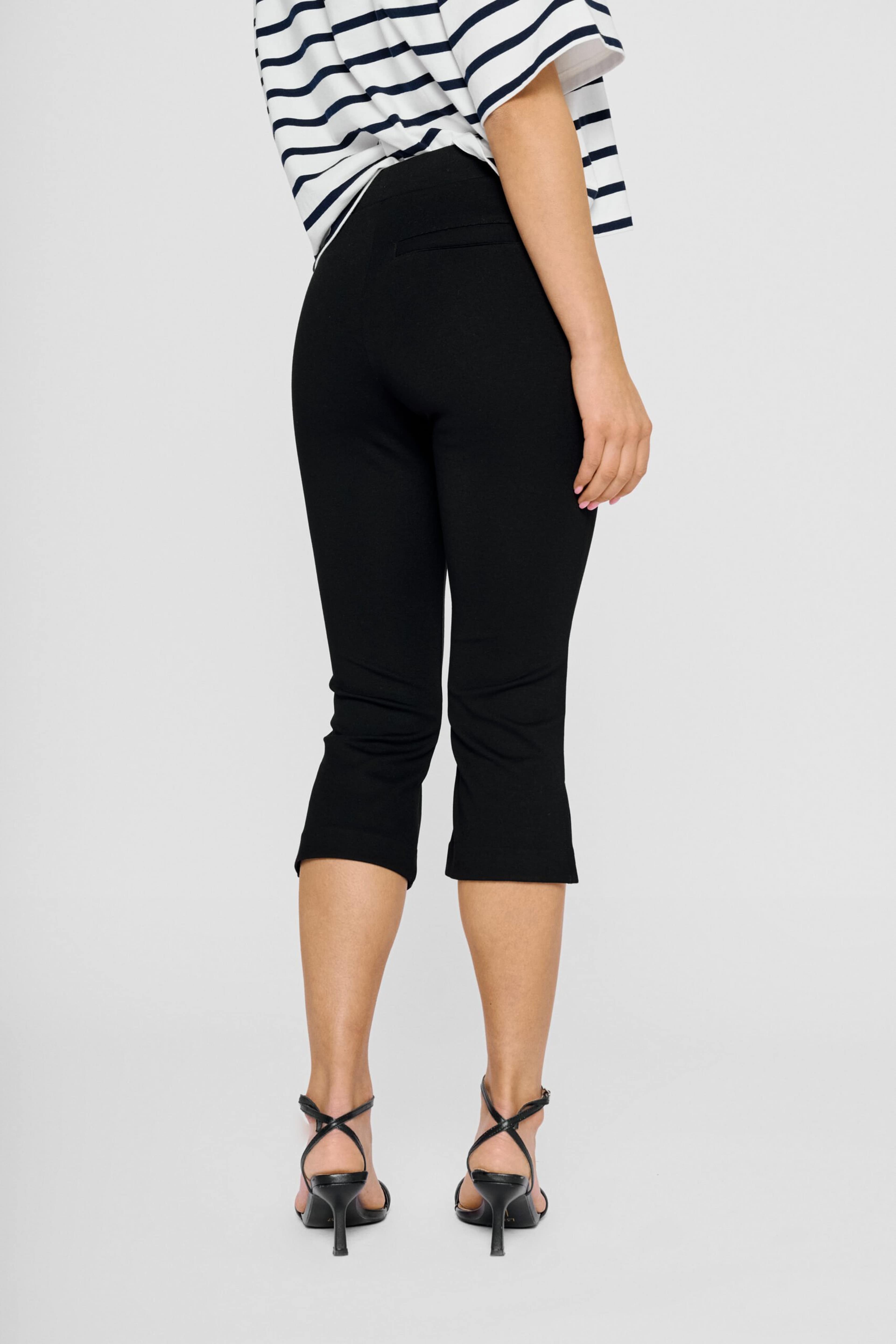 Capri Pants - Black