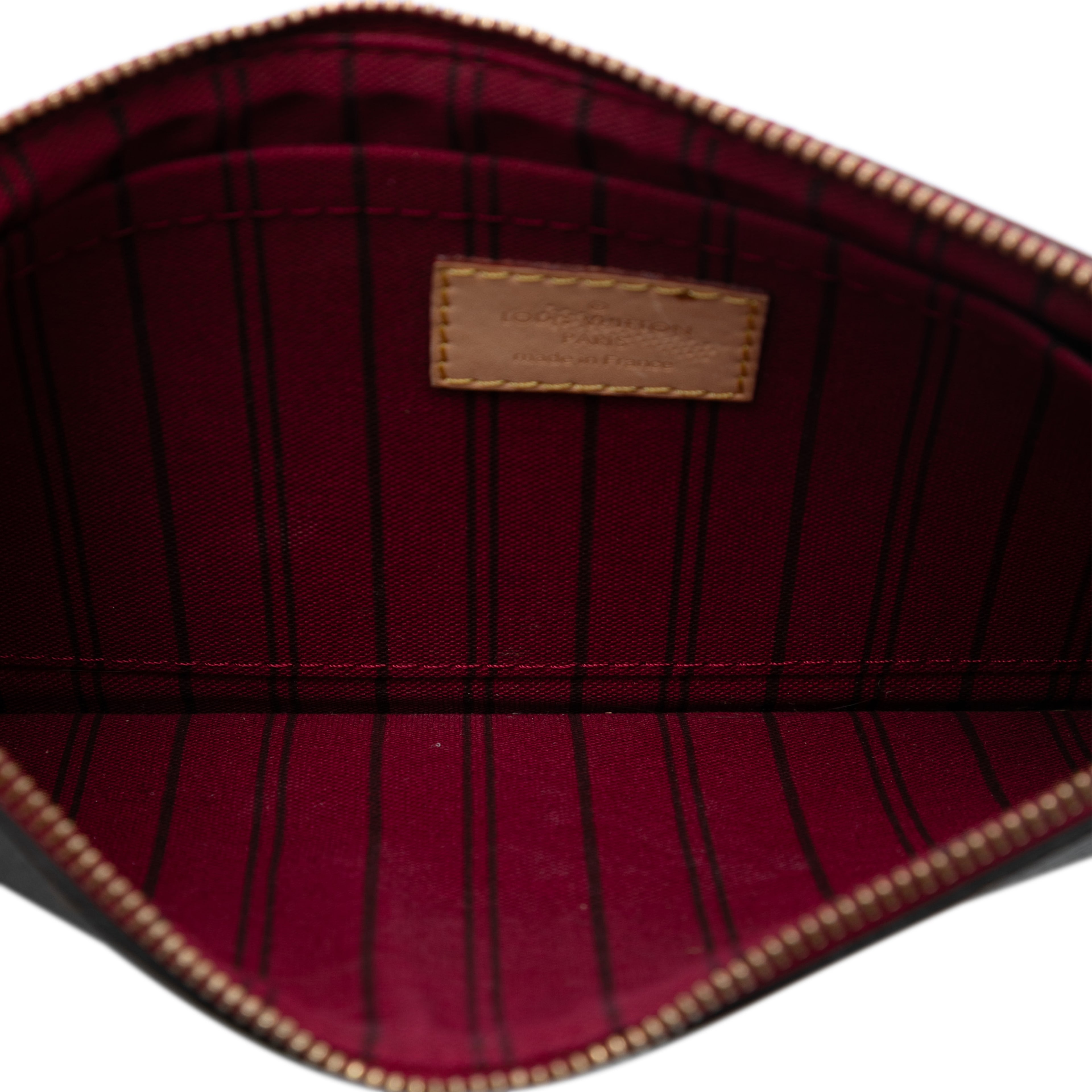 Louis Vuitton Monogram Neverfull Mm Pouch, från Luxclusif, i färgen brown. Klicka för att öppna bilden i stort format