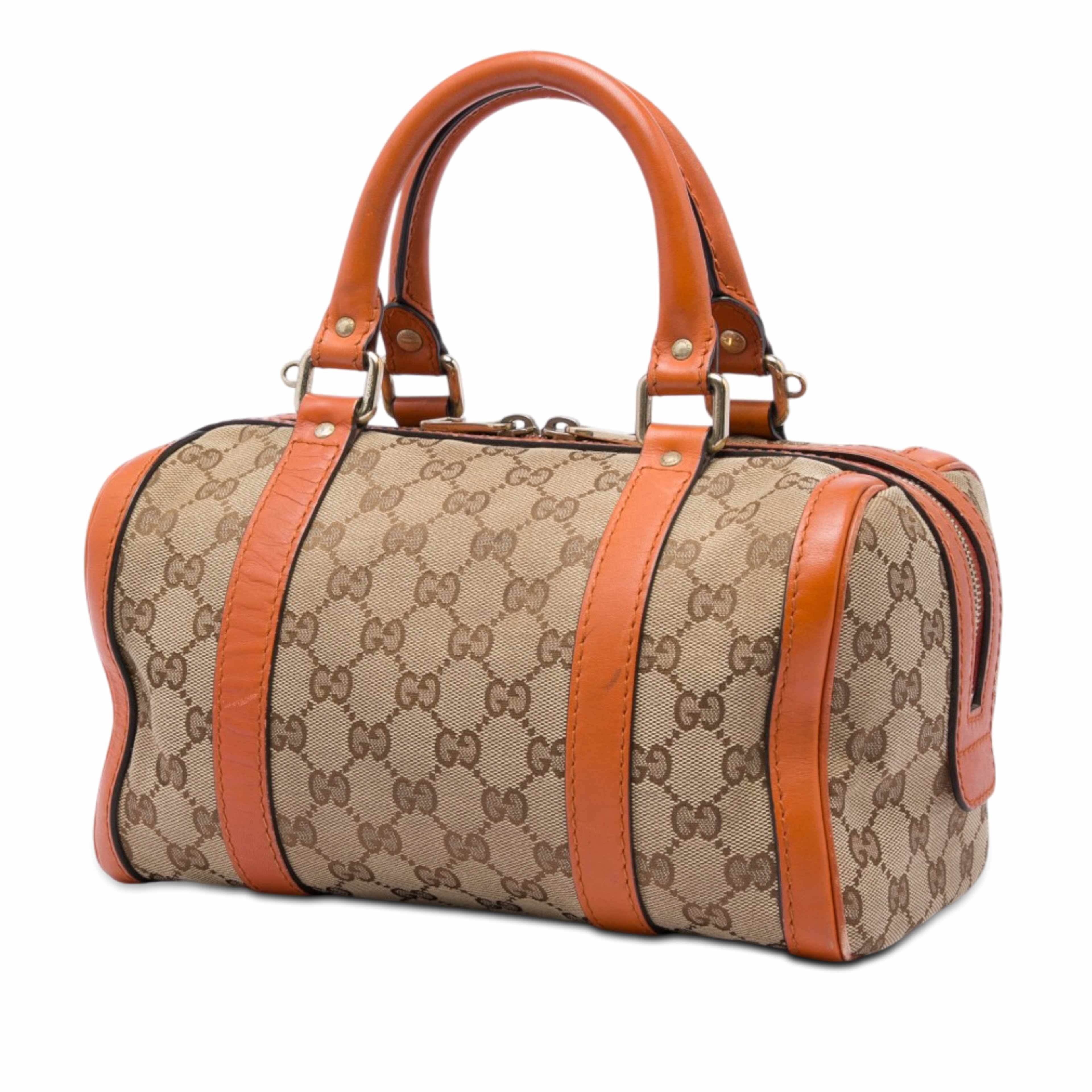 Gucci Small Gg Canvas Joy Boston Bag, från Luxclusif, i färgen beige. Klicka för att öppna bilden i stort format