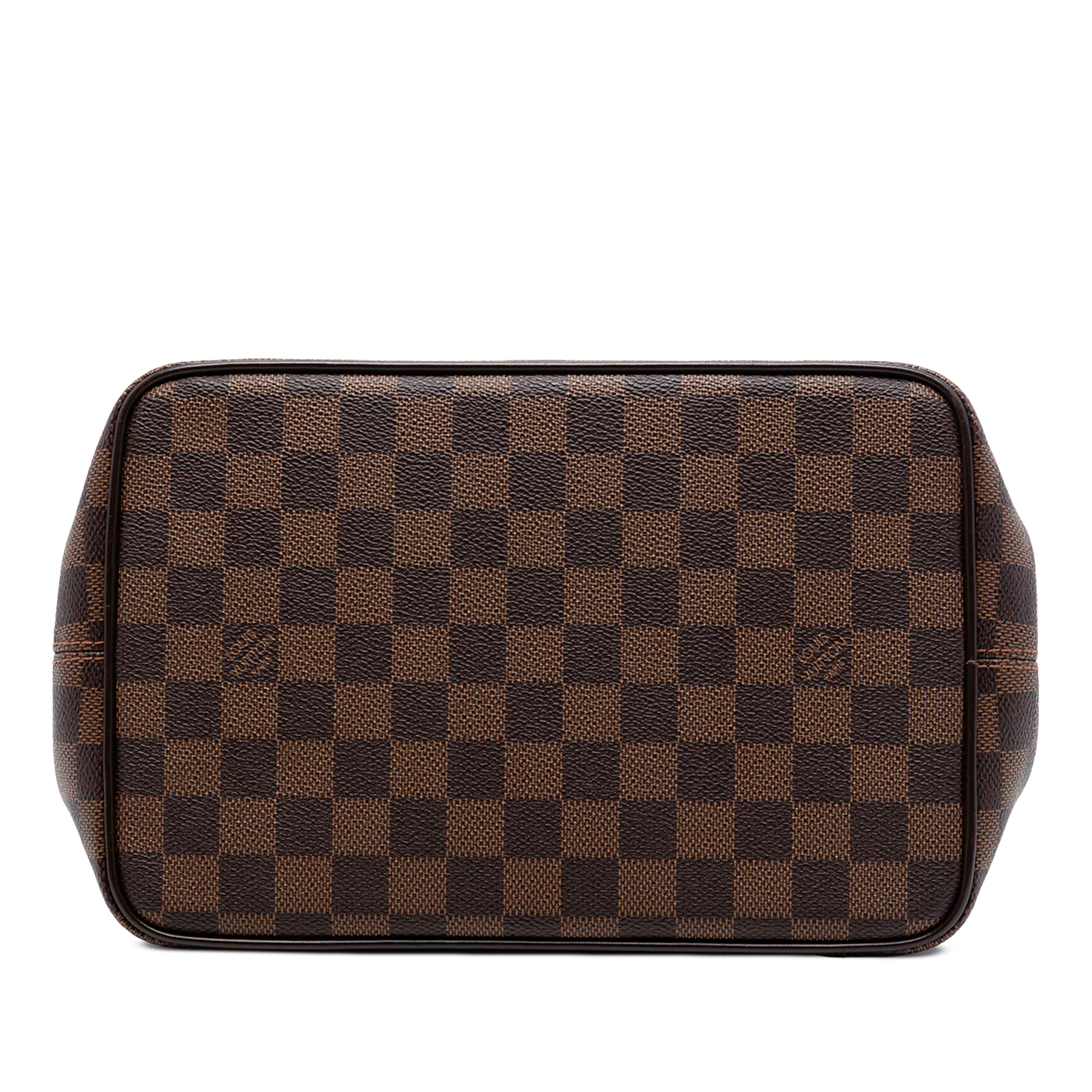 Louis Vuitton Damier Ebene Bergamo Pm, från Luxclusif, i färgen brown. Klicka för att öppna bilden i stort format