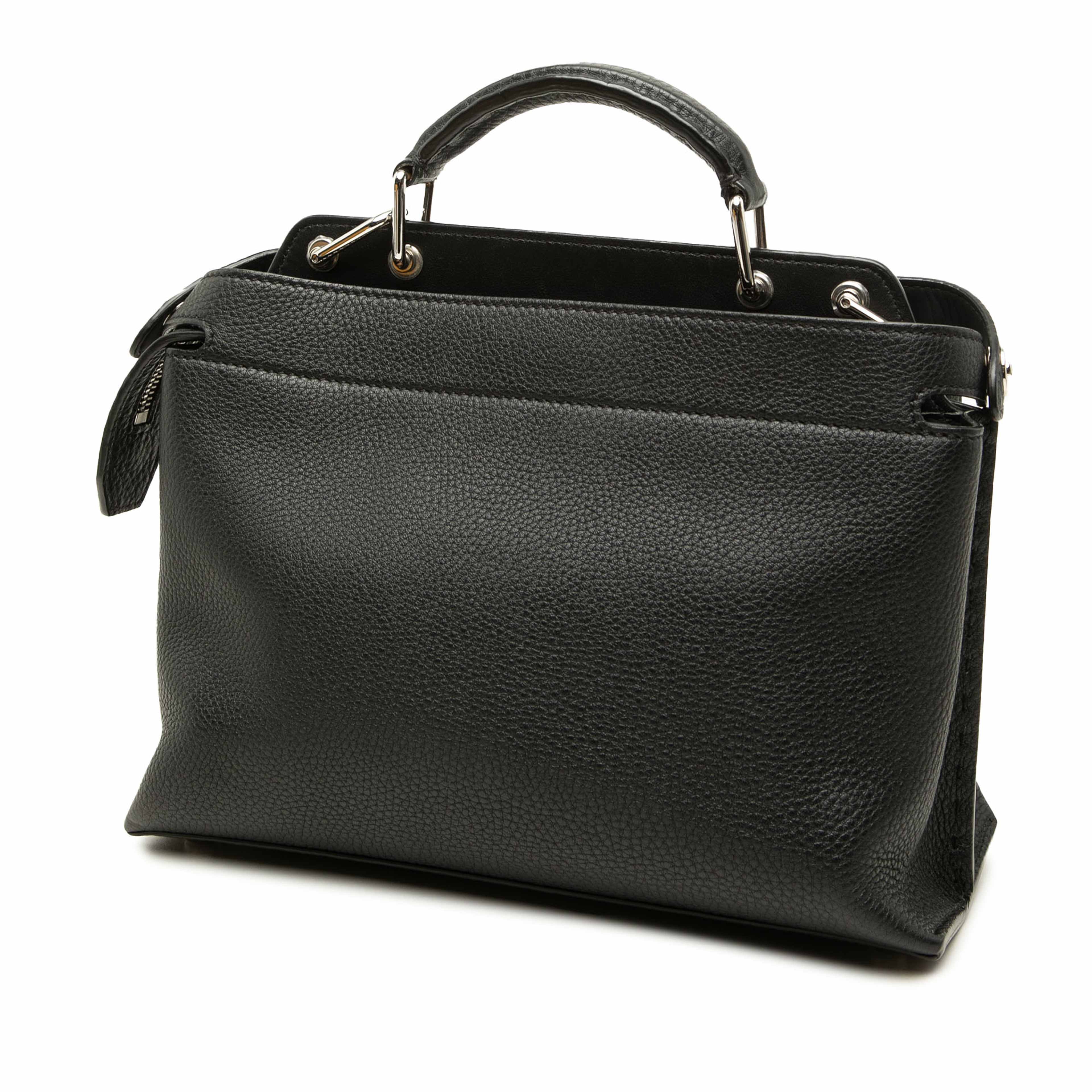 Fendi Mini Leather Peekaboo Iconic Essential Satchel, från Luxclusif, i färgen svart. Klicka för att öppna bilden i stort format