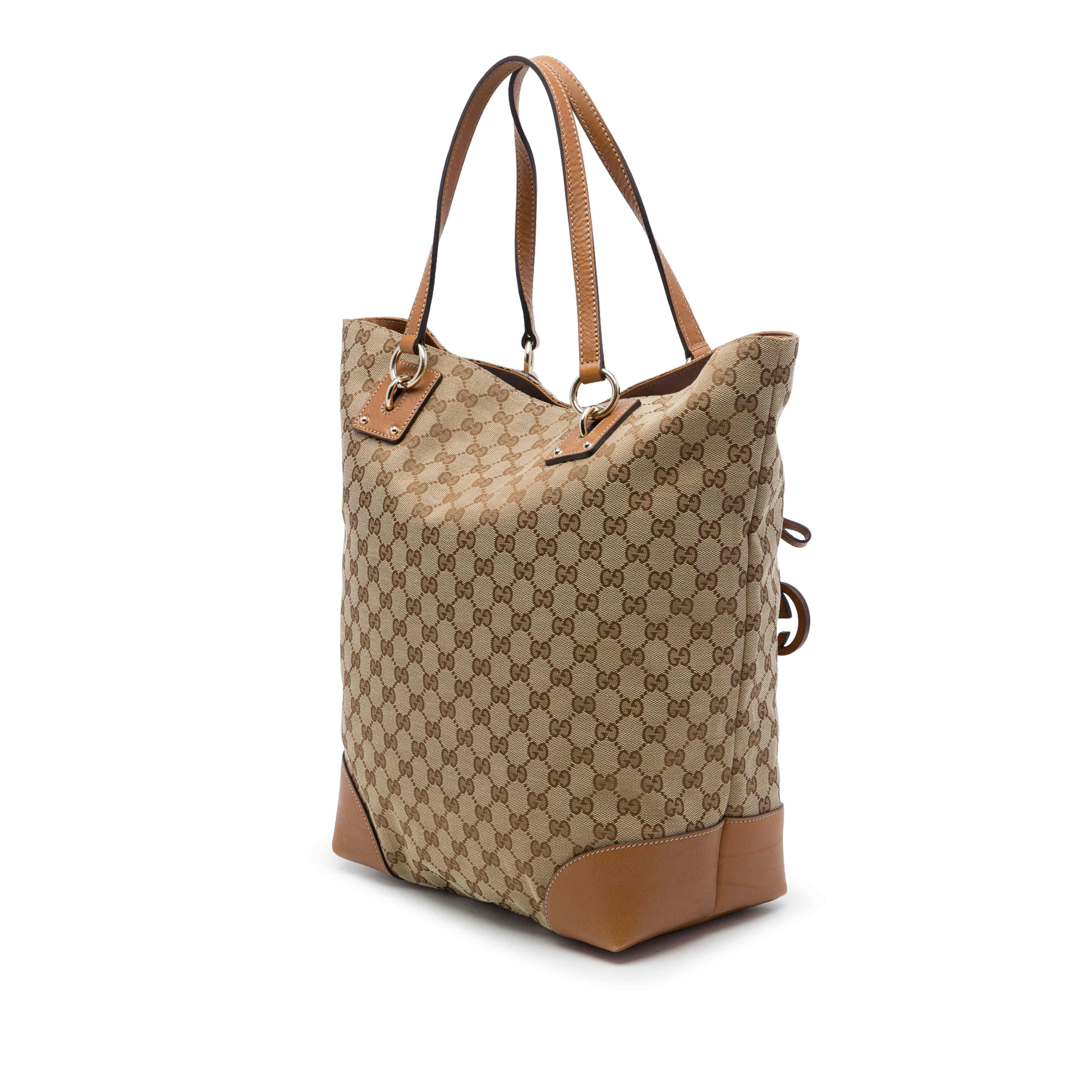 Gucci Large Gg Canvas Gg Charm Tote, från Luxclusif, i färgen beige. Klicka för att öppna bilden i stort format