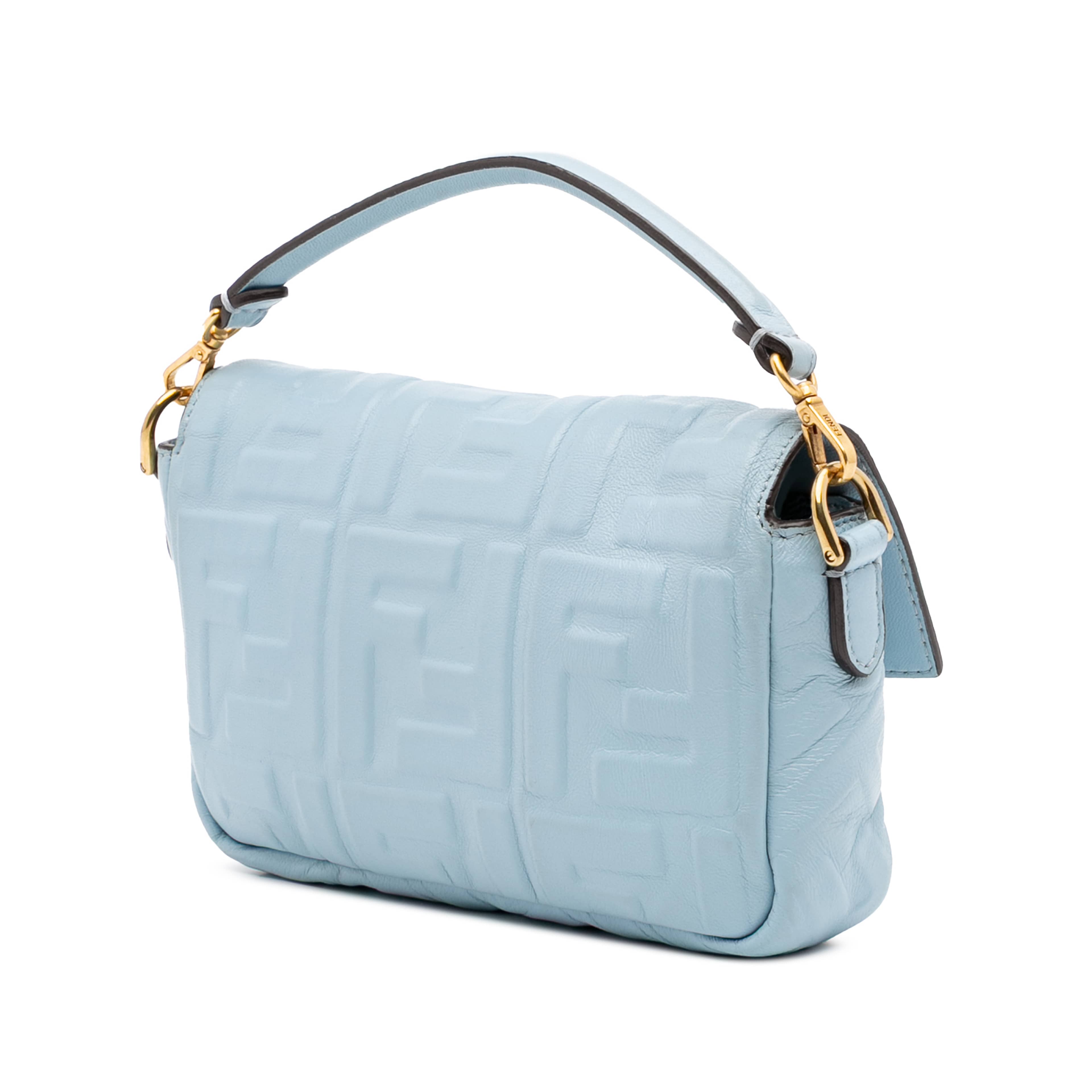 Fendi Mini Zucca Embossed Leather Baguette Satchel, från Luxclusif, i färgen light blue. Klicka för att öppna bilden i stort format