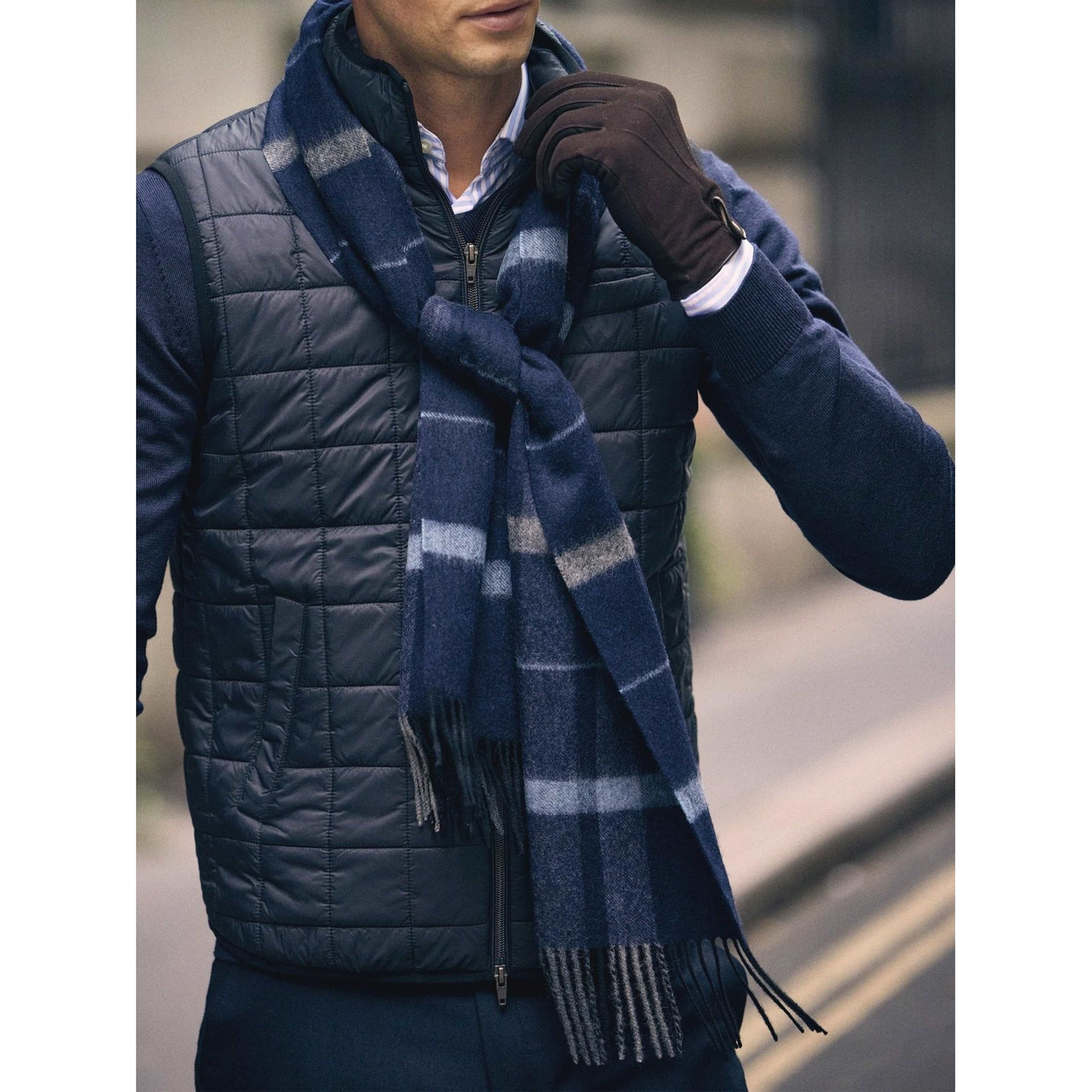 Winter Scarf, från John Henric, i färgen blue. Klicka för att öppna bilden i stort format
