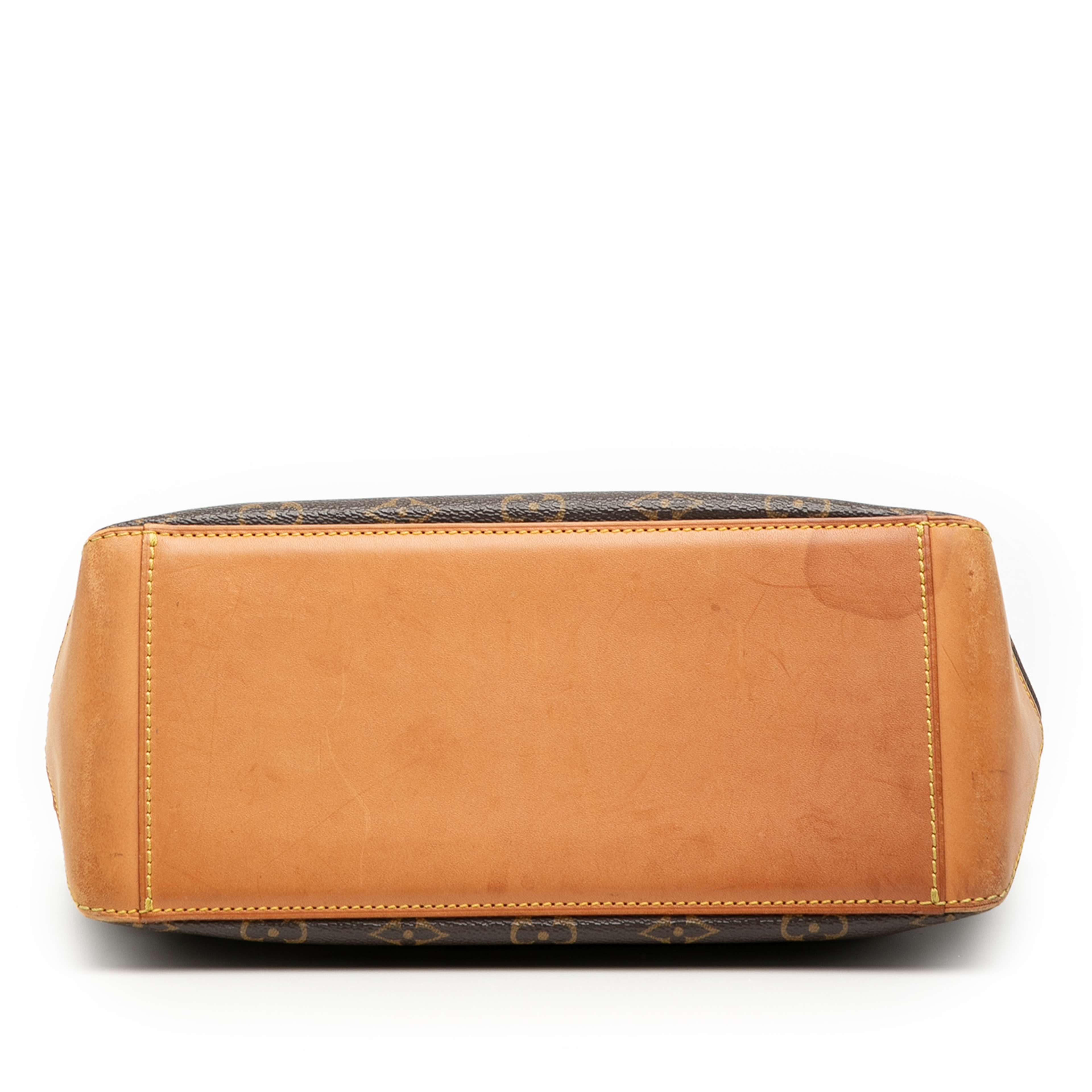 Louis Vuitton Monogram Cabas Piano, från Luxclusif, i färgen brown. Klicka för att öppna bilden i stort format