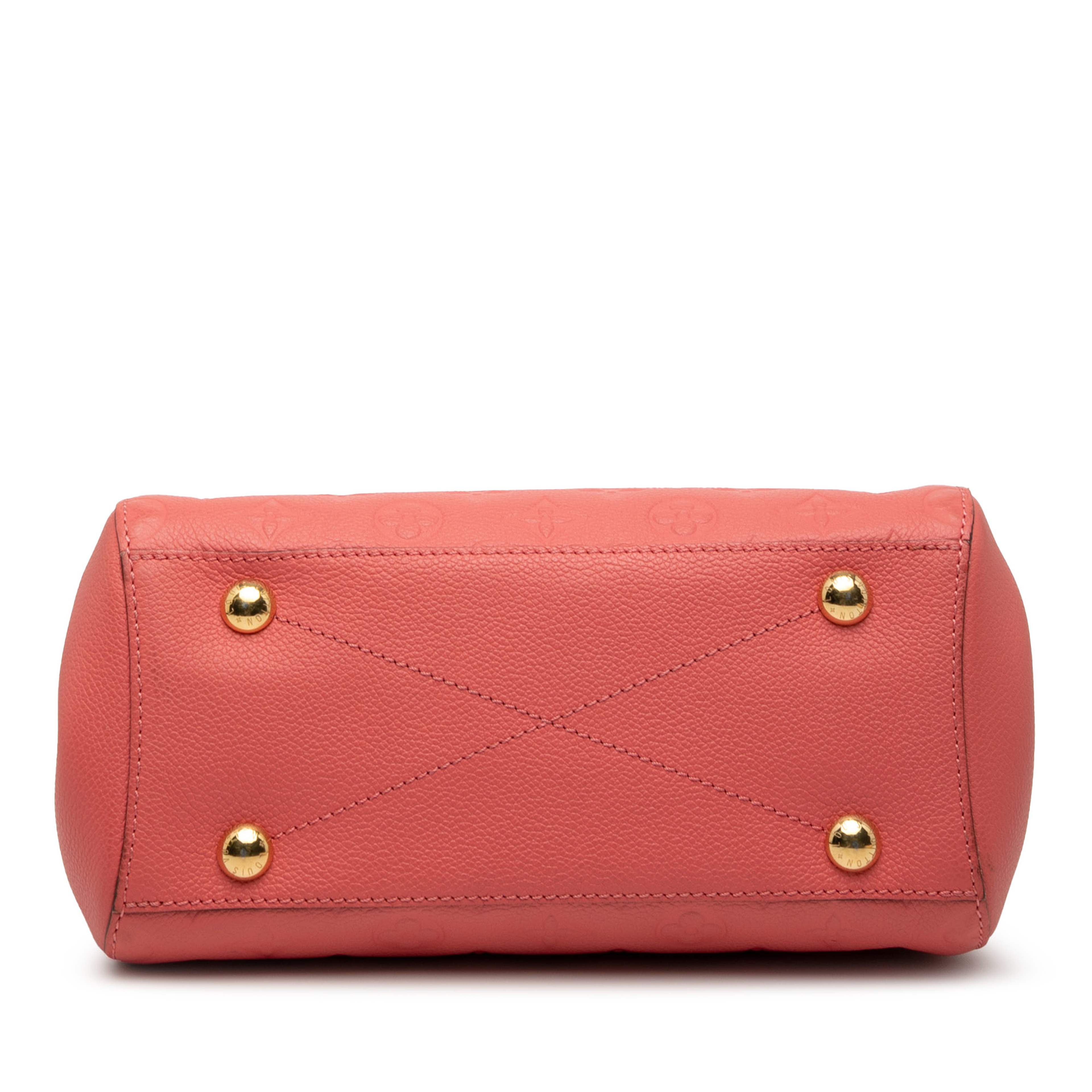 Louis Vuitton Monogram Empreinte Montaigne Bb, från Luxclusif, i färgen rosa. Klicka för att öppna bilden i stort format