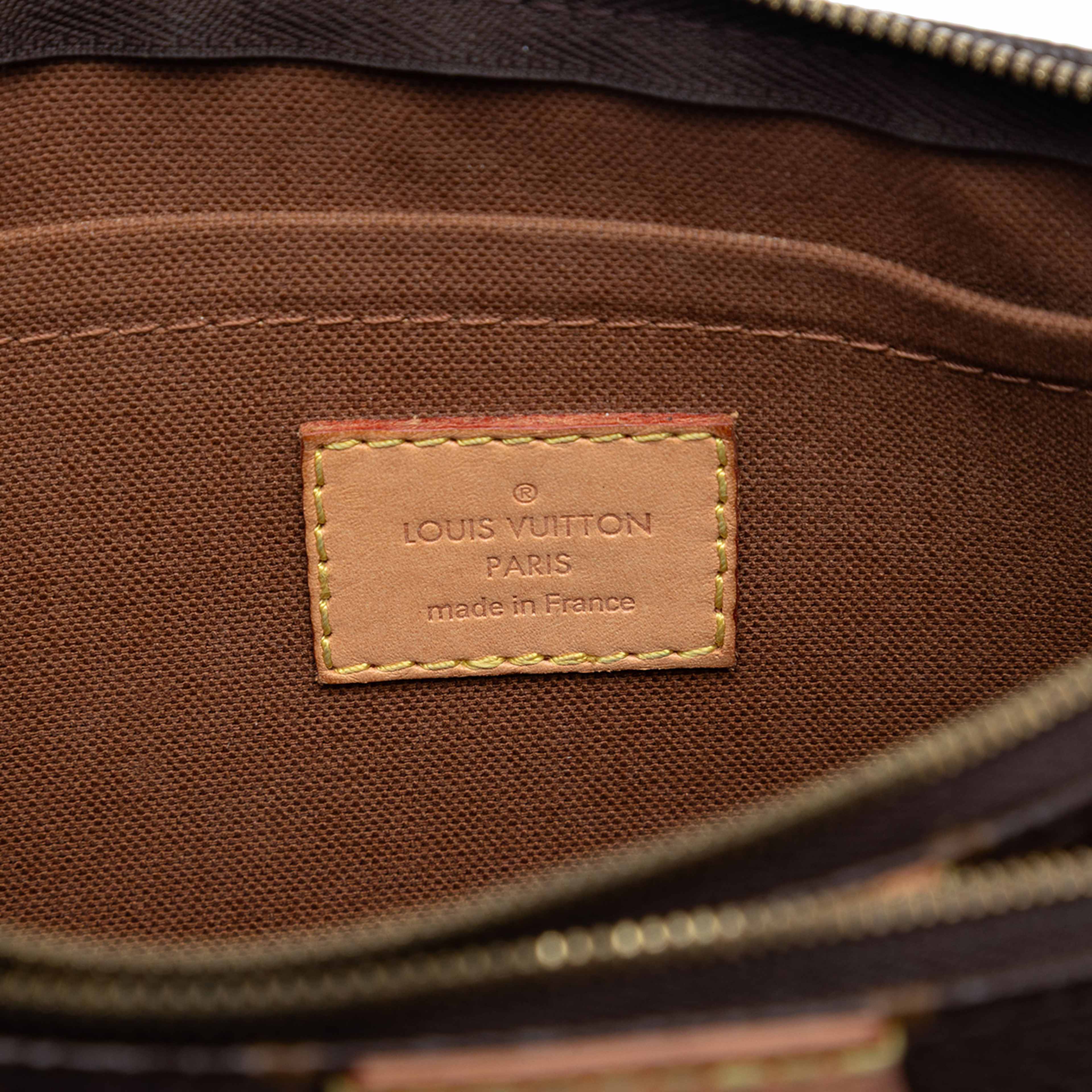 Louis Vuitton Monogram Multi Pochette Accessoires, från Luxclusif, i färgen brown. Klicka för att öppna bilden i stort format