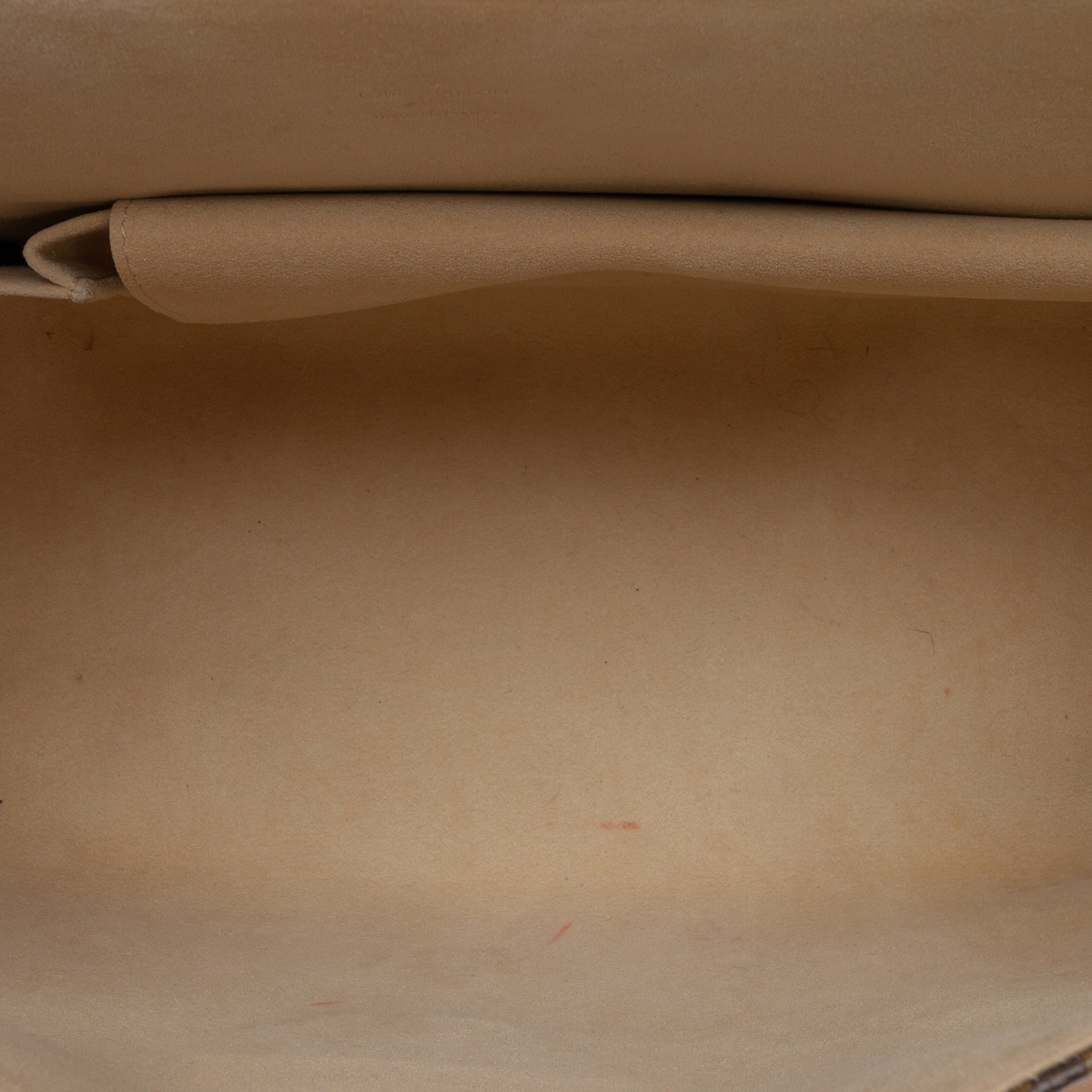 Louis Vuitton Monogram Beverly Gm, från Luxclusif, i färgen brown. Klicka för att öppna bilden i stort format