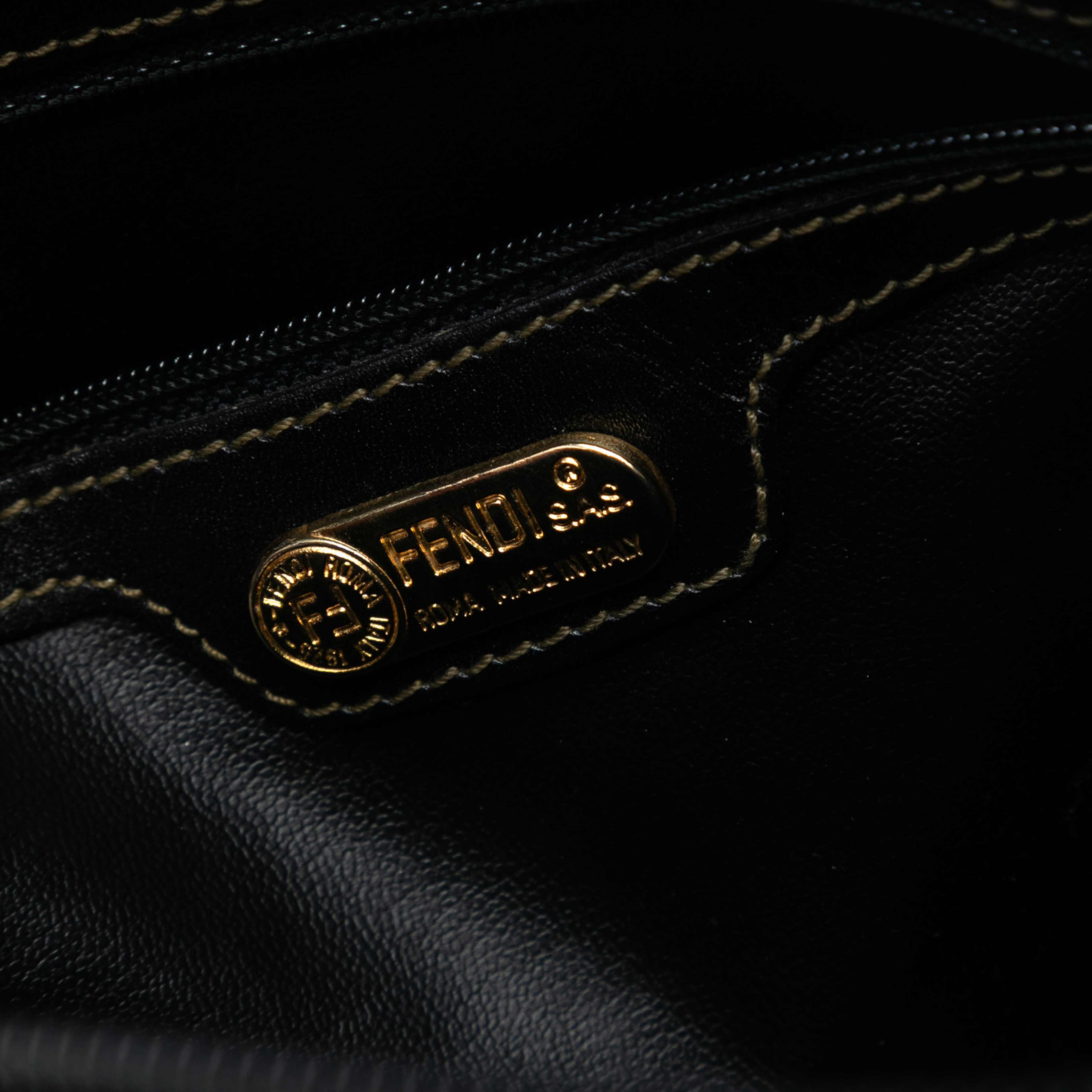 Fendi Pequin Coated Canvas Dome Satchel, från Luxclusif, i färgen brown. Klicka för att öppna bilden i stort format