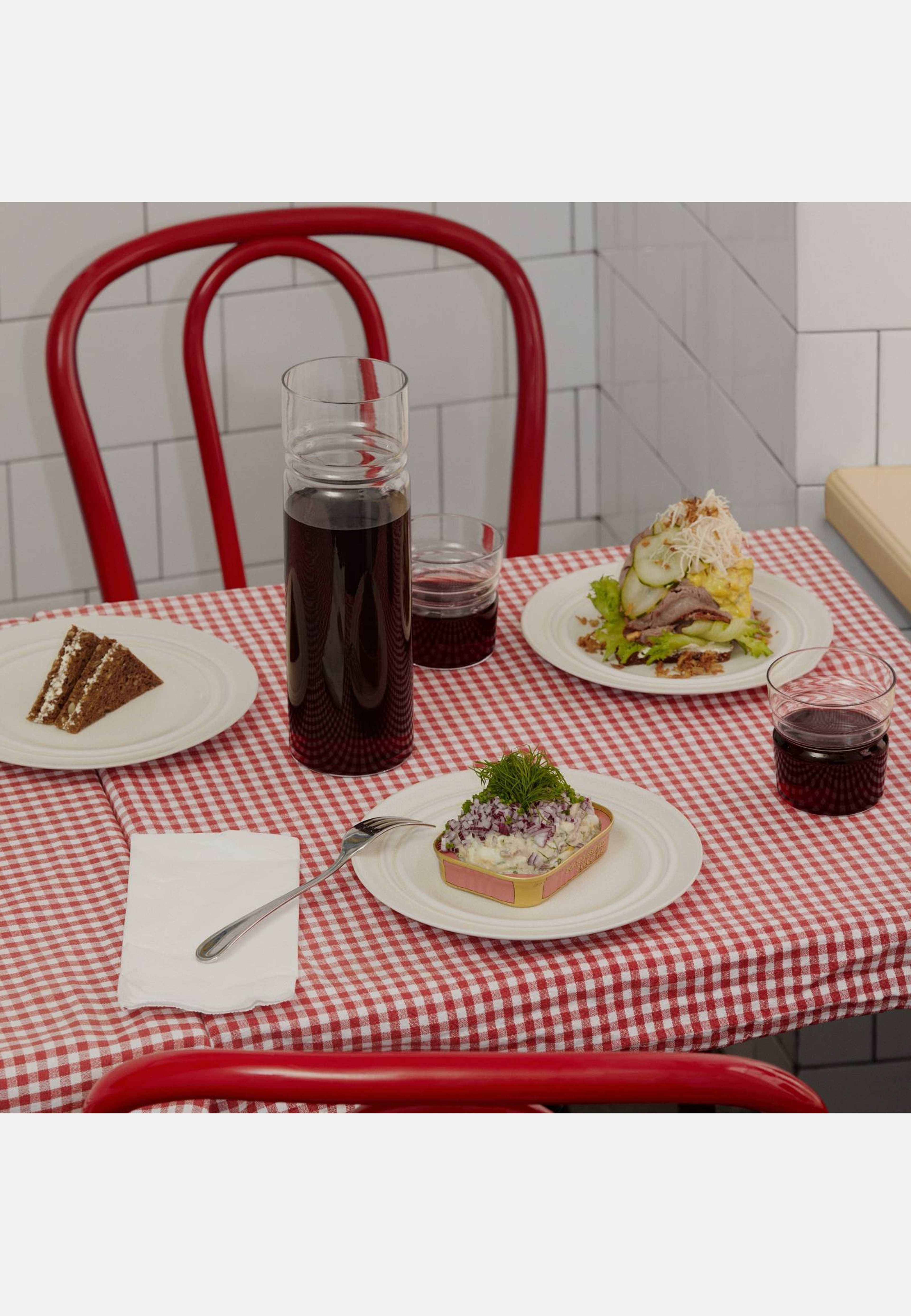 Assiette Krås 21 Cm, från Created by Designtorget, i färgen creme. Klicka för att öppna bilden i stort format
