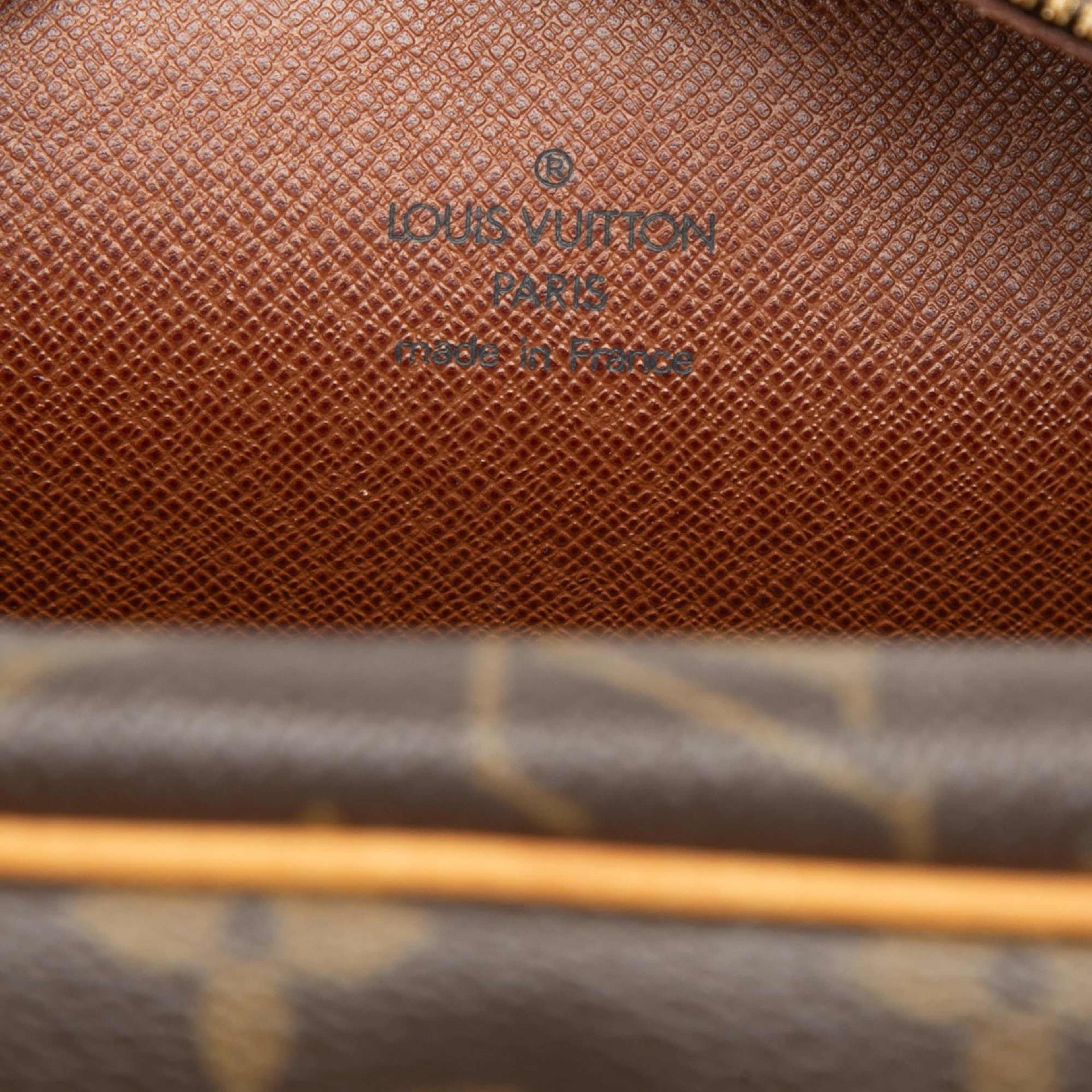 Louis Vuitton Monogram Cite Mm, från Luxclusif, i färgen brun. Klicka för att öppna bilden i stort format