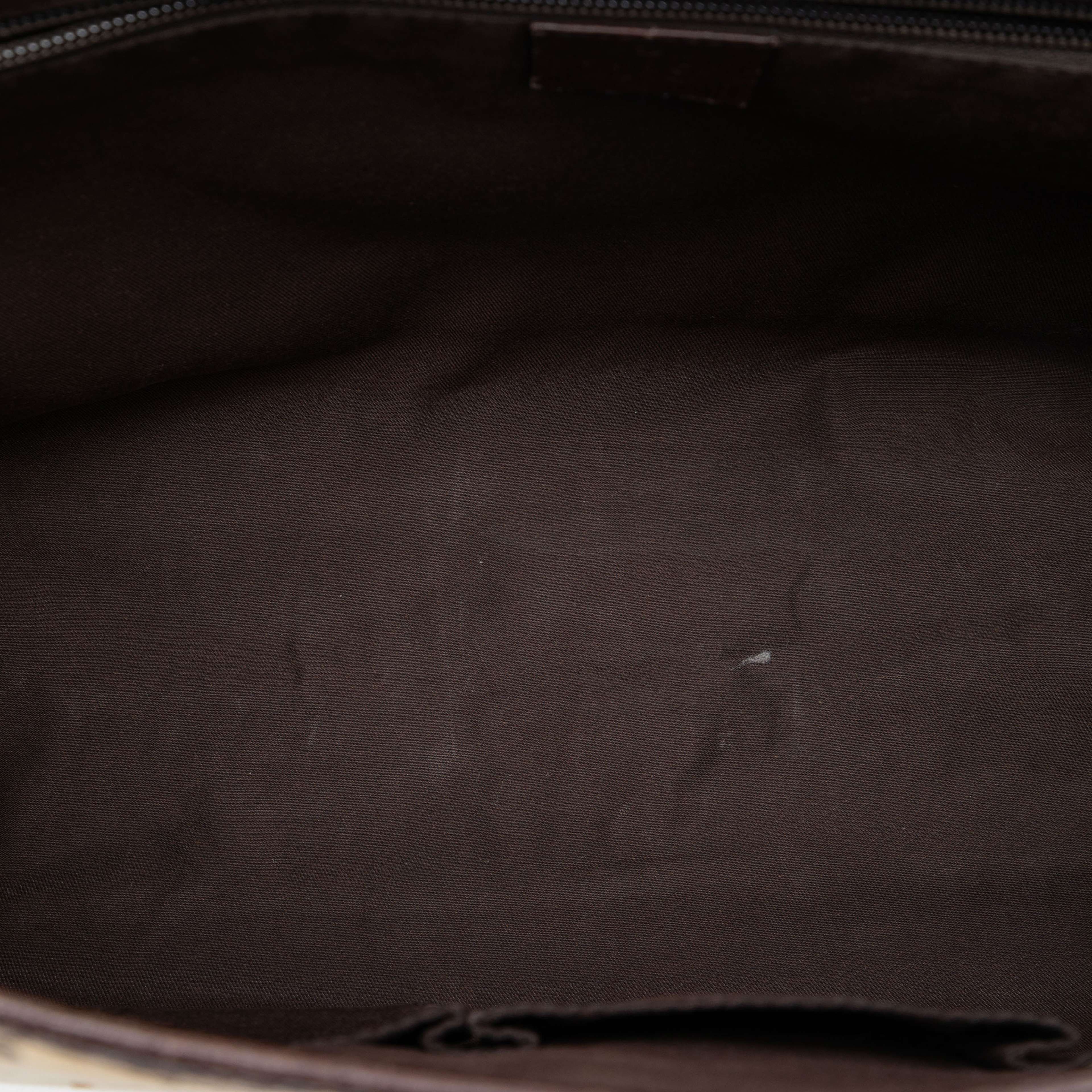 Gucci Gg Canvas Web Flap Messenger Bag, från Luxclusif, i färgen beige. Klicka för att öppna bilden i stort format