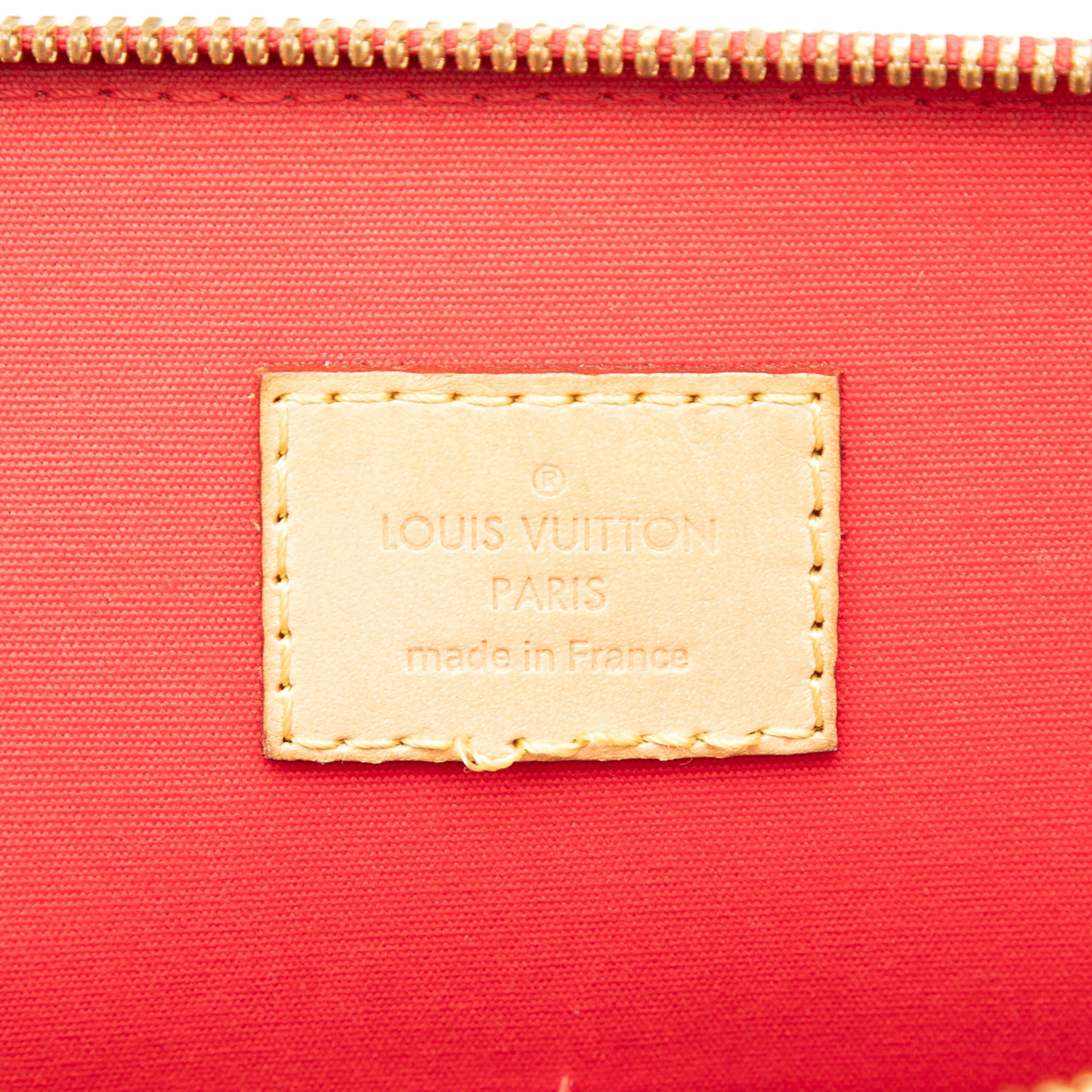 Louis Vuitton Monogram Vernis Alma Pm, från Luxclusif, i färgen red. Klicka för att öppna bilden i stort format