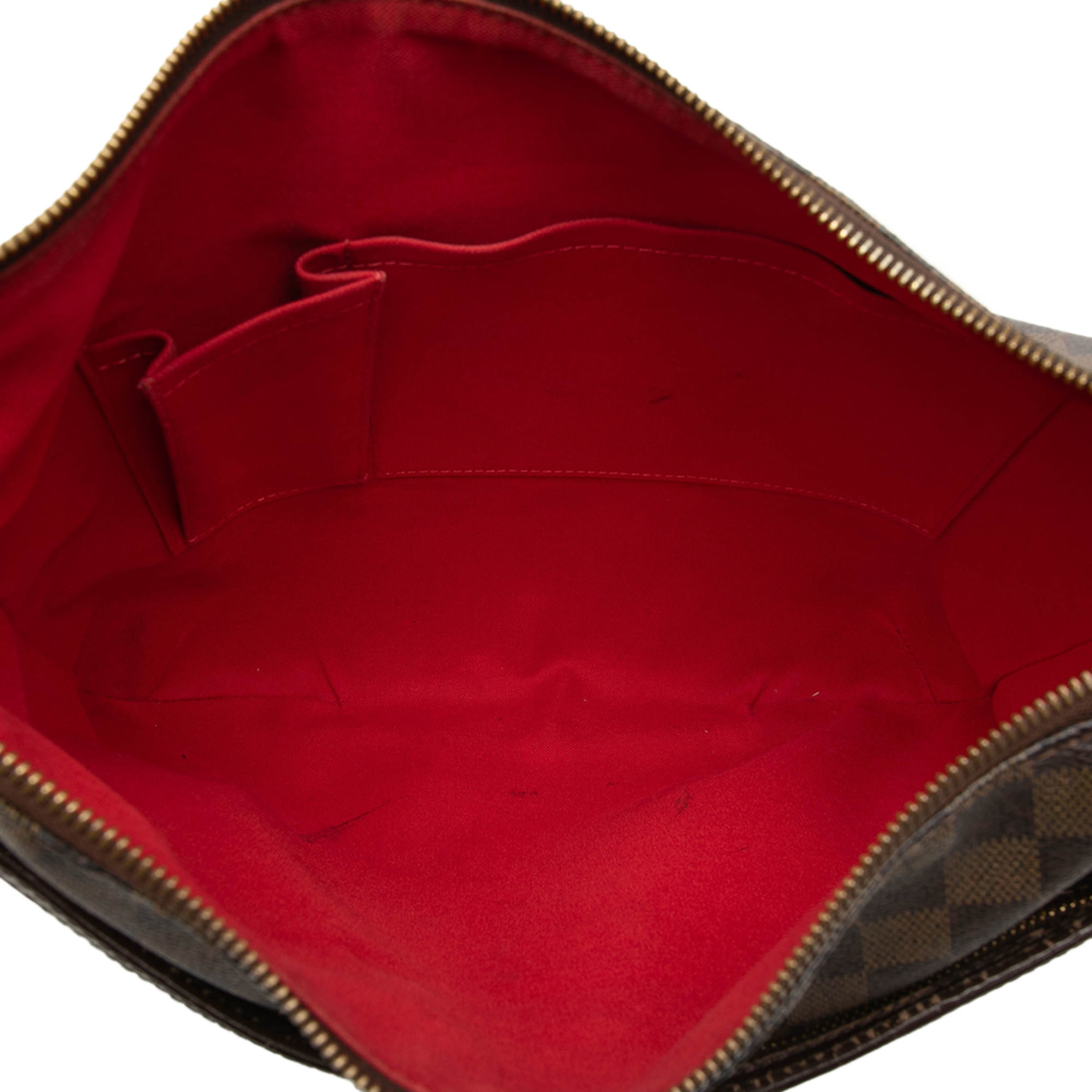 Louis Vuitton Damier Ebene Bloomsbury Gm, från Luxclusif, i färgen brun. Klicka för att öppna bilden i stort format