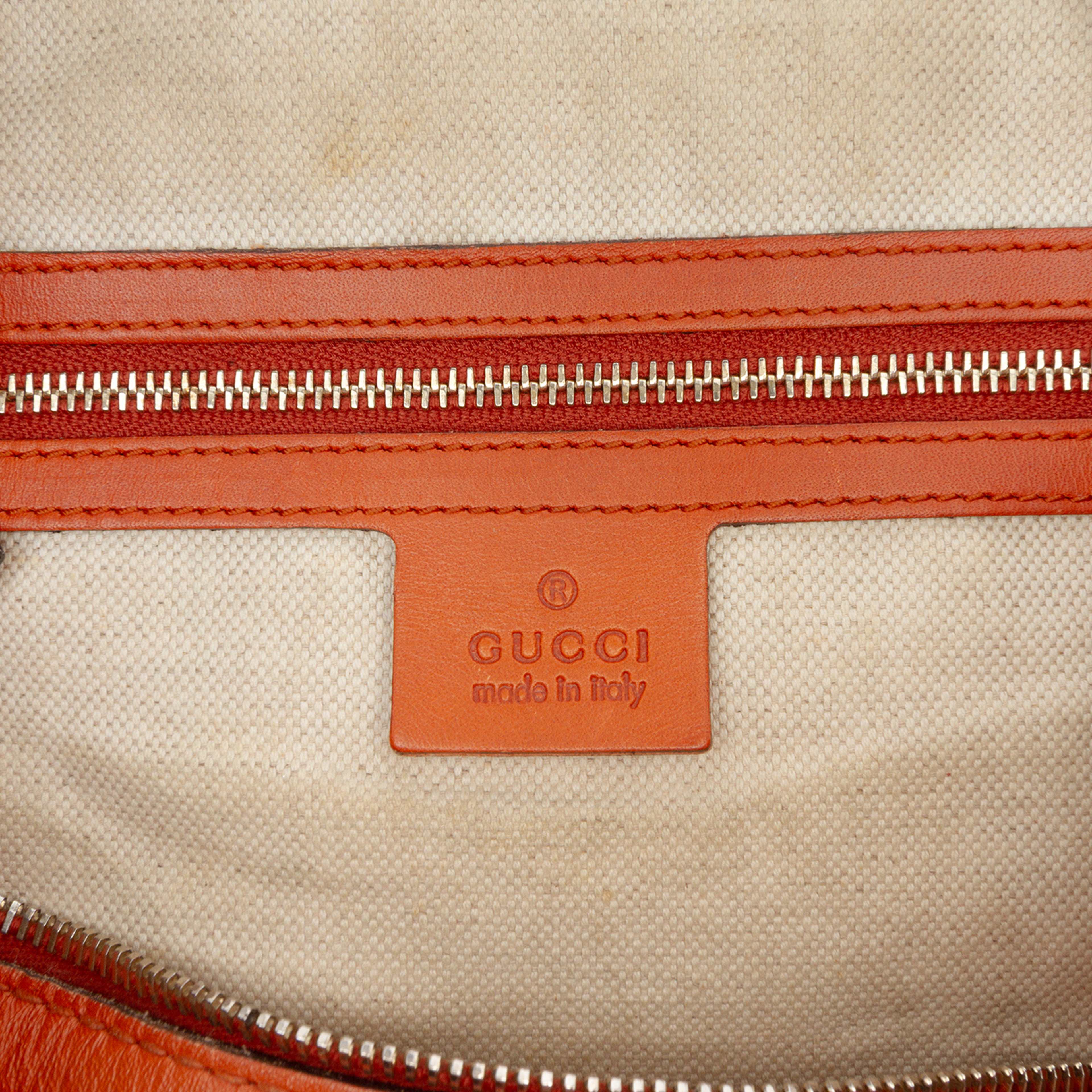 Gucci Medium Gg Canvas Web Joy Boston Bag, från Luxclusif, i färgen beige. Klicka för att öppna bilden i stort format