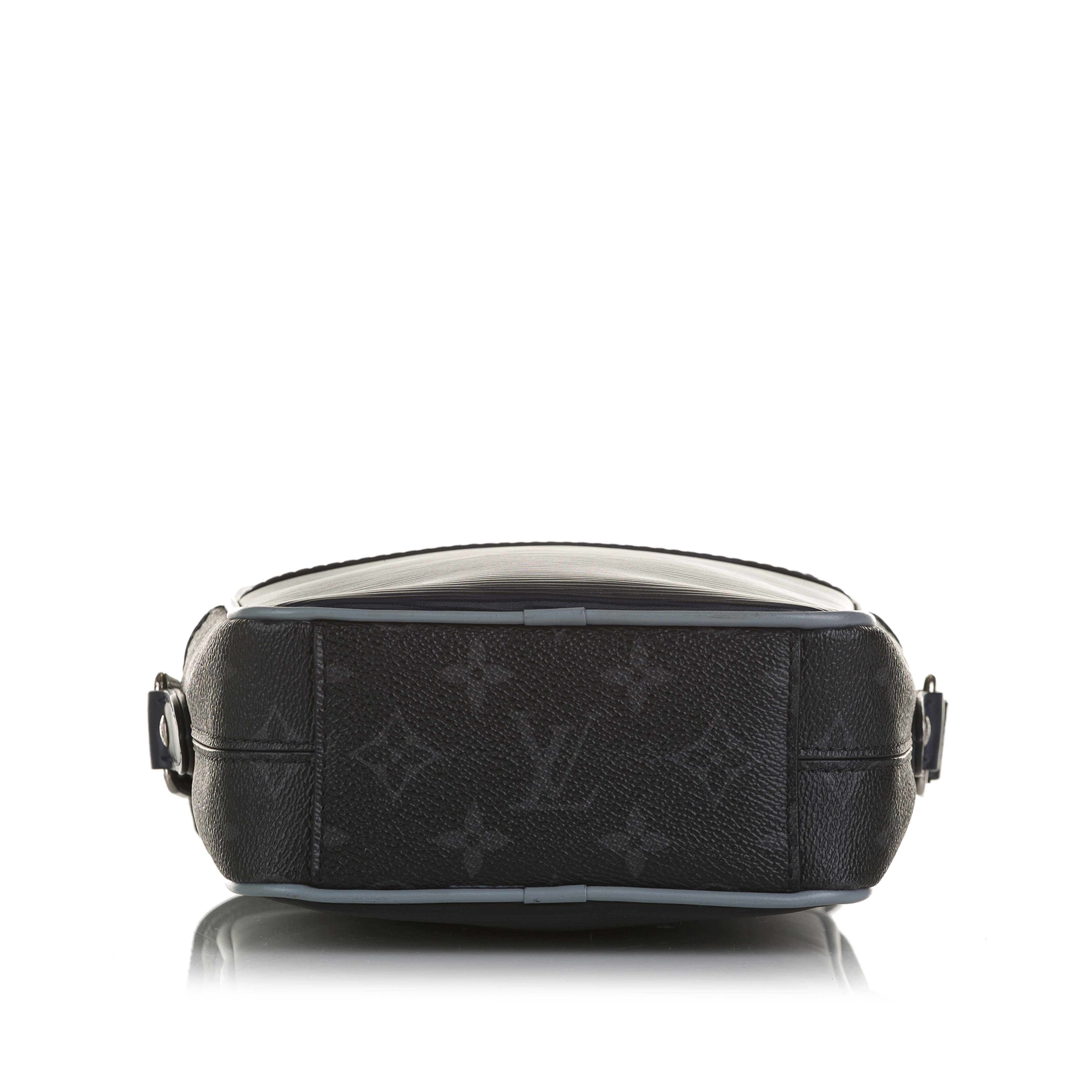Louis Vuitton Epi Monogram Danube Pm