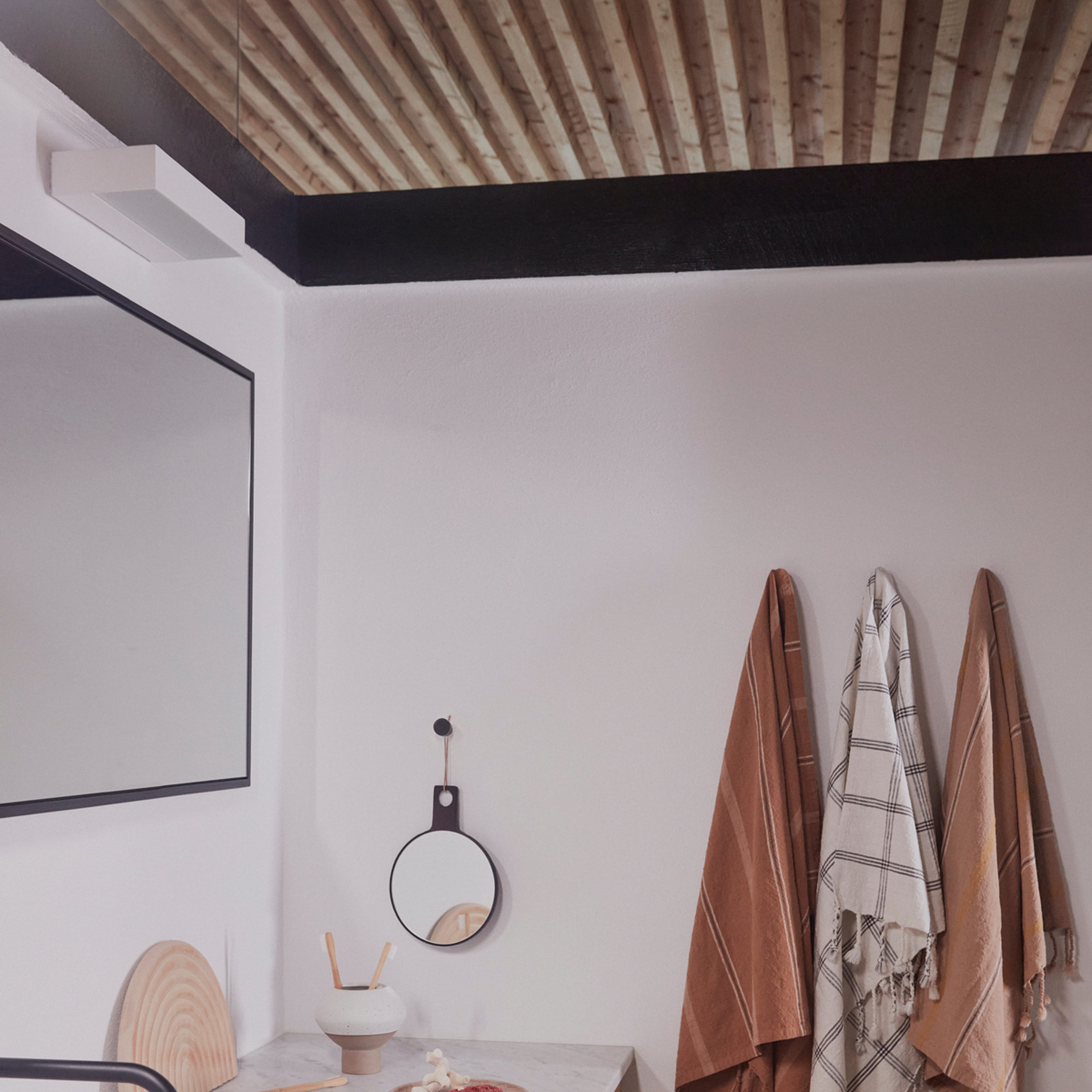 Kyoto Guest Towel, från OYOY Living, i färgen dark caramel. Klicka för att öppna bilden i stort format