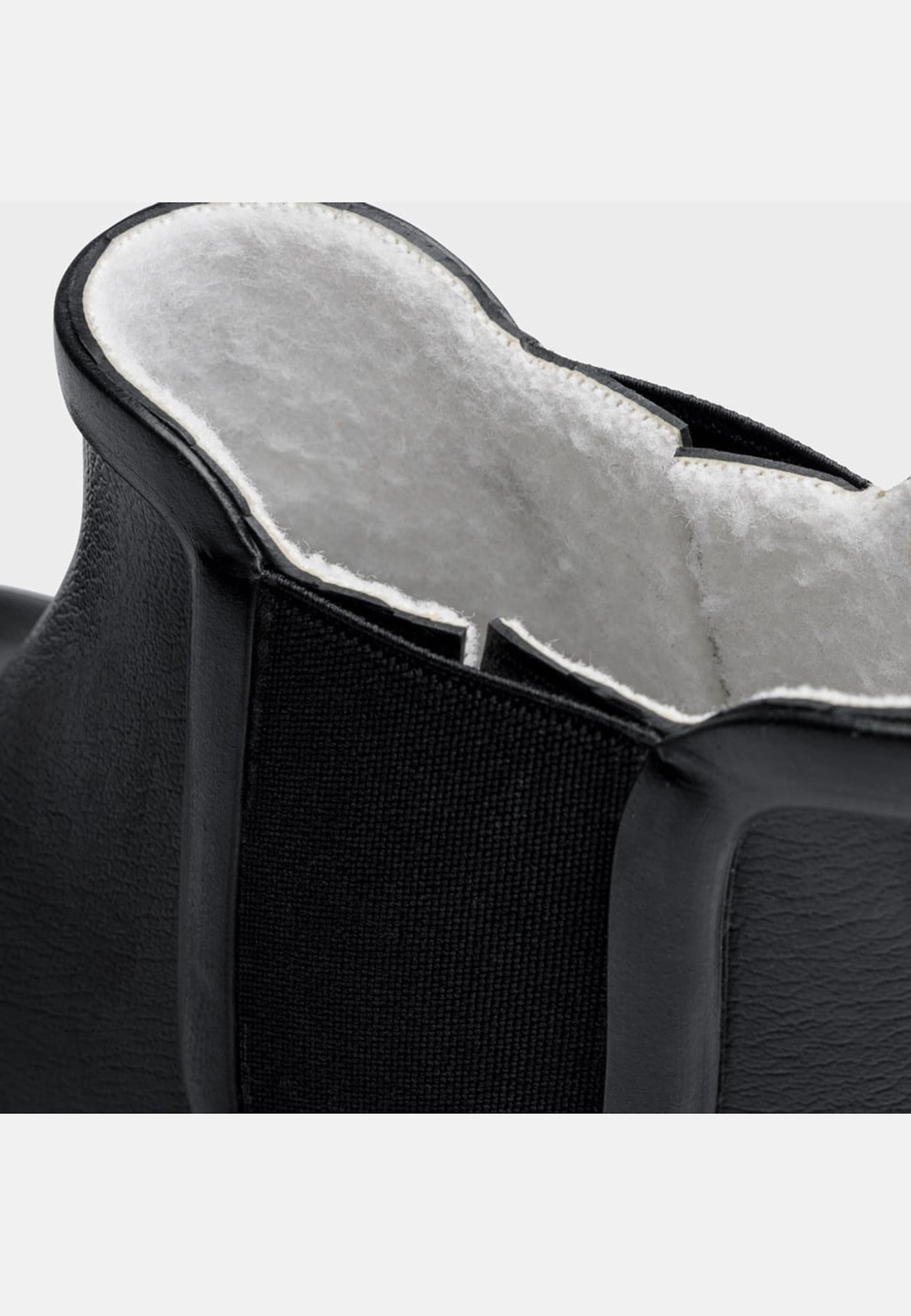 Chelsea Winterwalker, från Stutterheim, i färgen black/white. Klicka för att öppna bilden i stort format