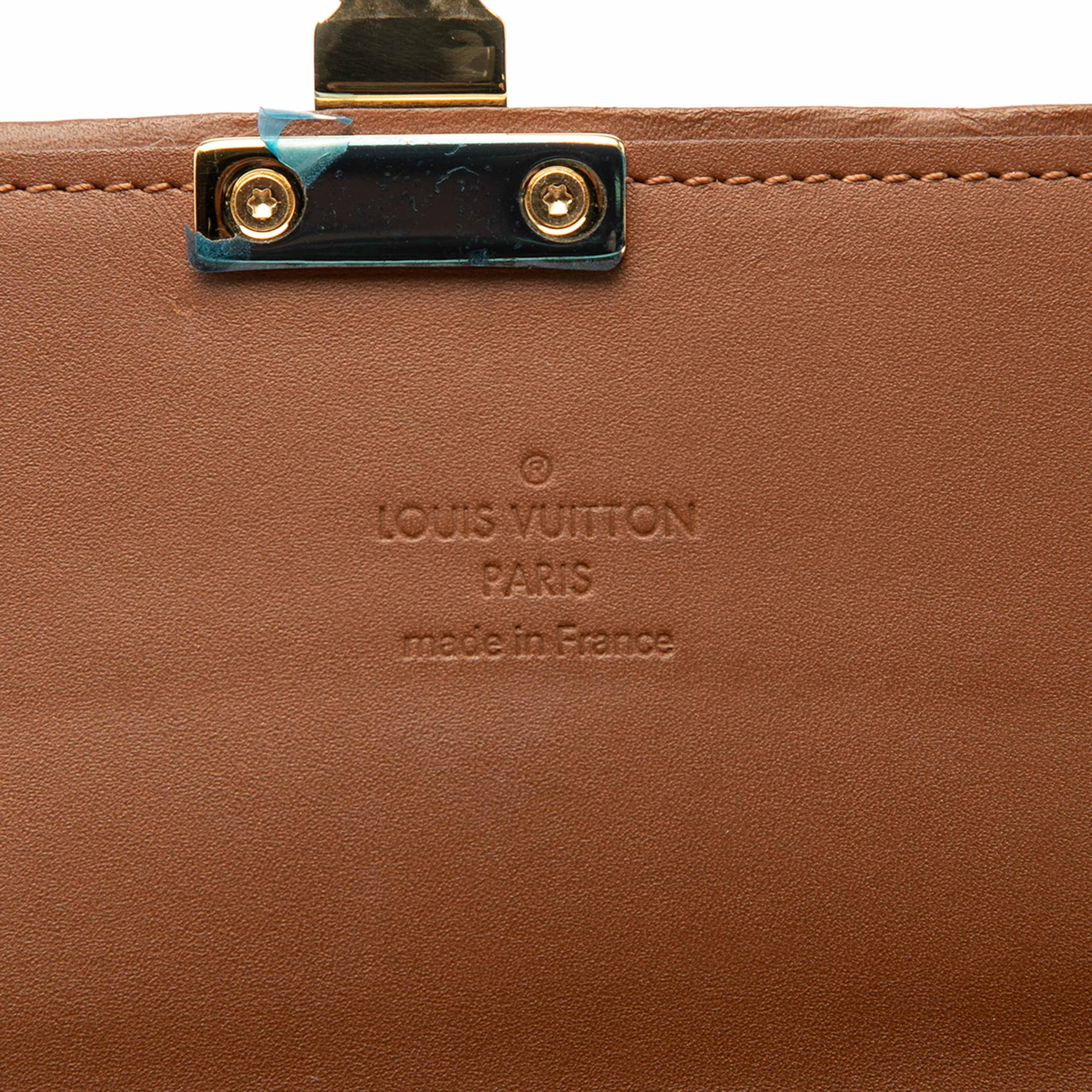 Louis Vuitton Damier Ebene Ascot Wallet, från Luxclusif, i färgen brown. Klicka för att öppna bilden i stort format