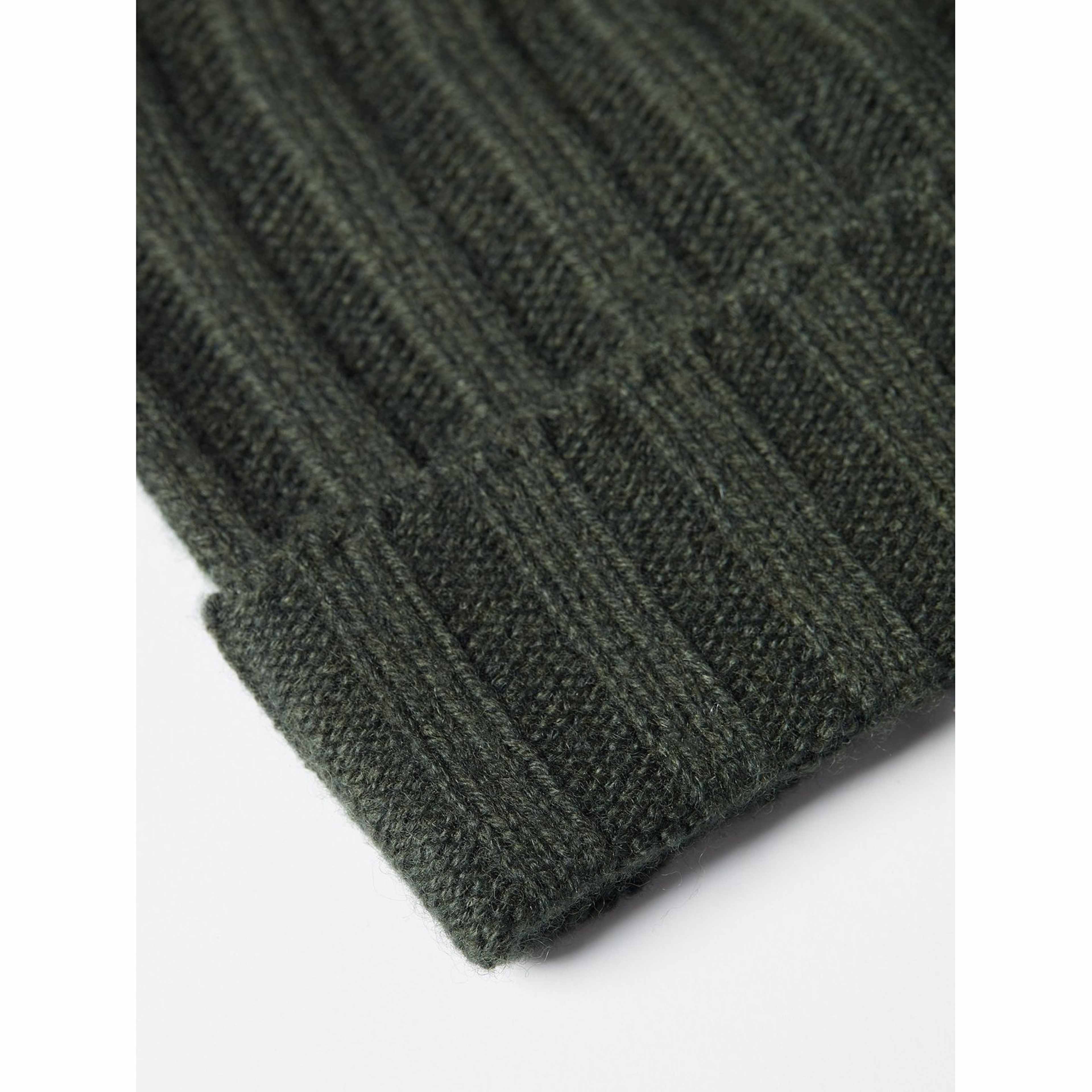Wool Beanie, från John Henric, i färgen green. Klicka för att öppna bilden i stort format