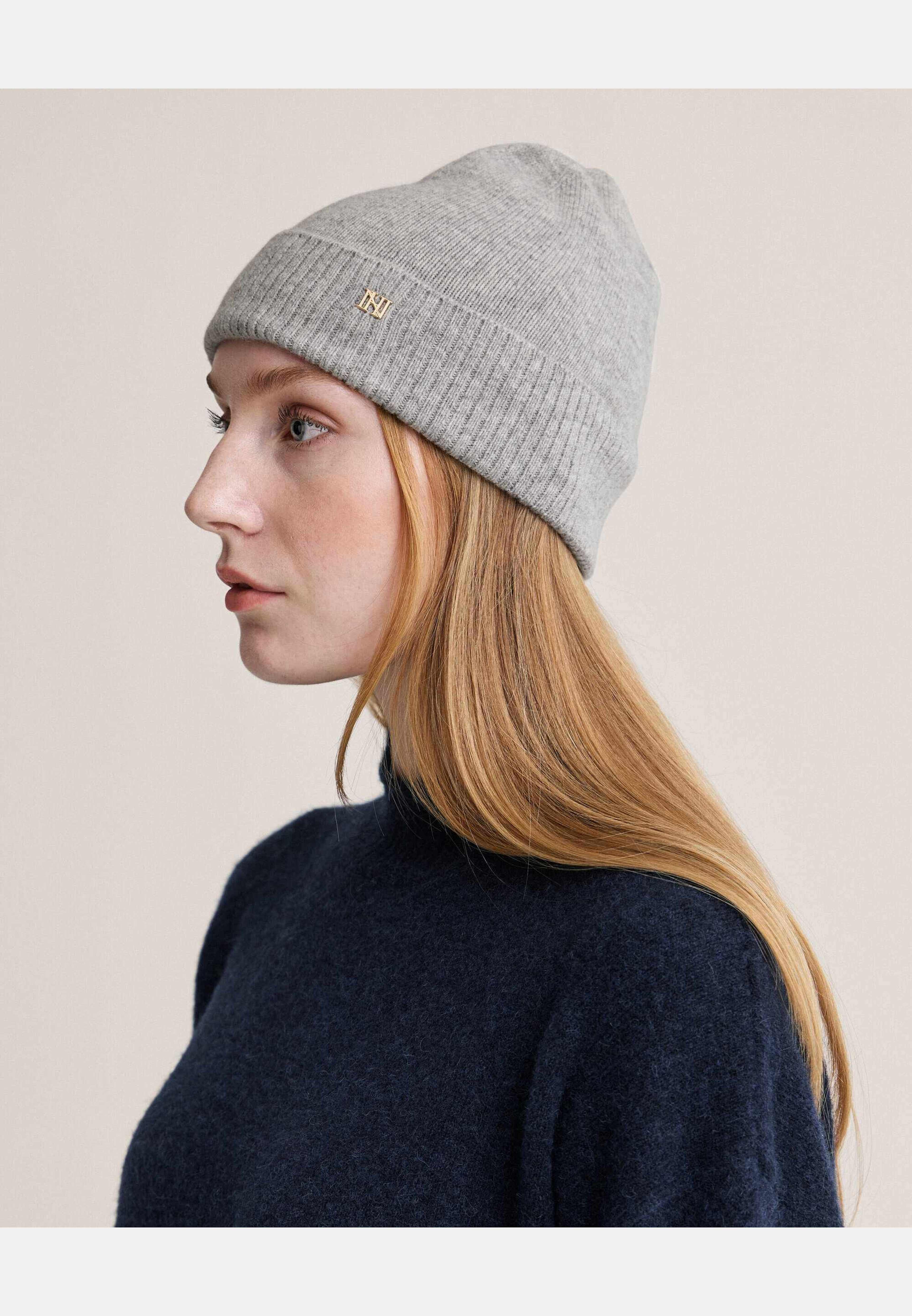 Wool Beanie, från Newhouse, i färgen ljusgrå. Klicka för att öppna bilden i stort format
