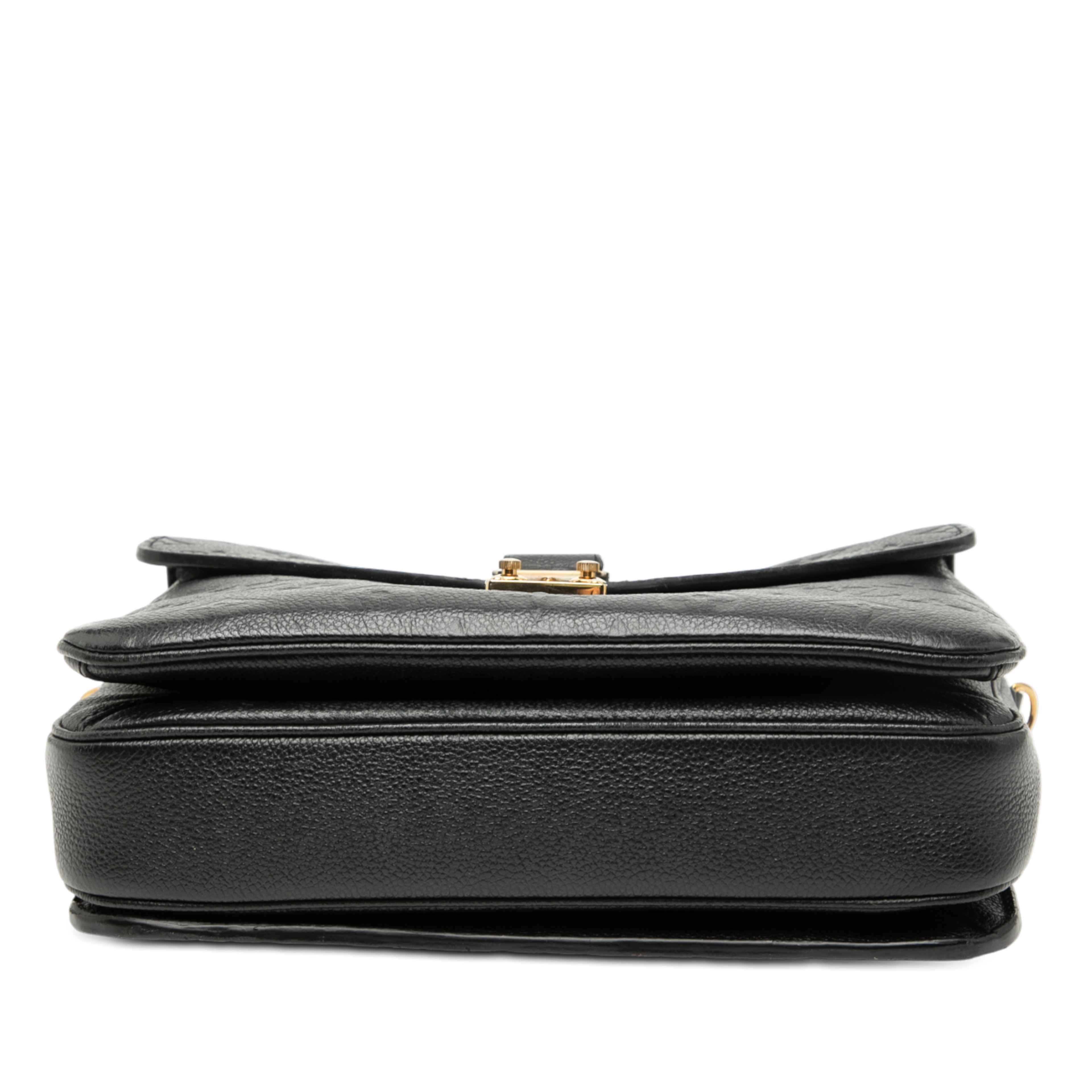 Louis Vuitton Monogram Empreinte Pochette Metis, från Luxclusif, i färgen svart. Klicka för att öppna bilden i stort format