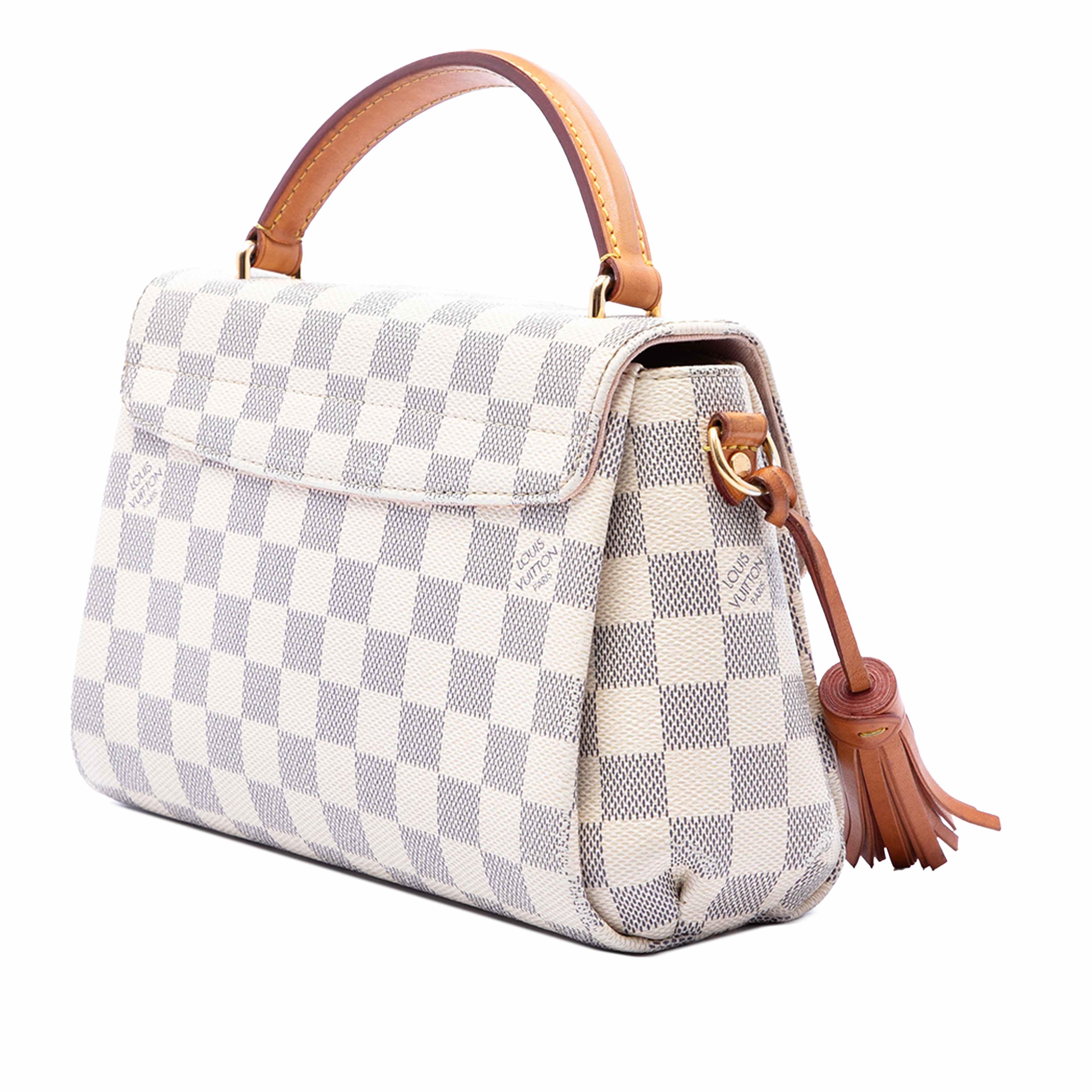 Louis Vuitton Damier Azur Croisette, från Luxclusif, i färgen vit. Klicka för att öppna bilden i stort format