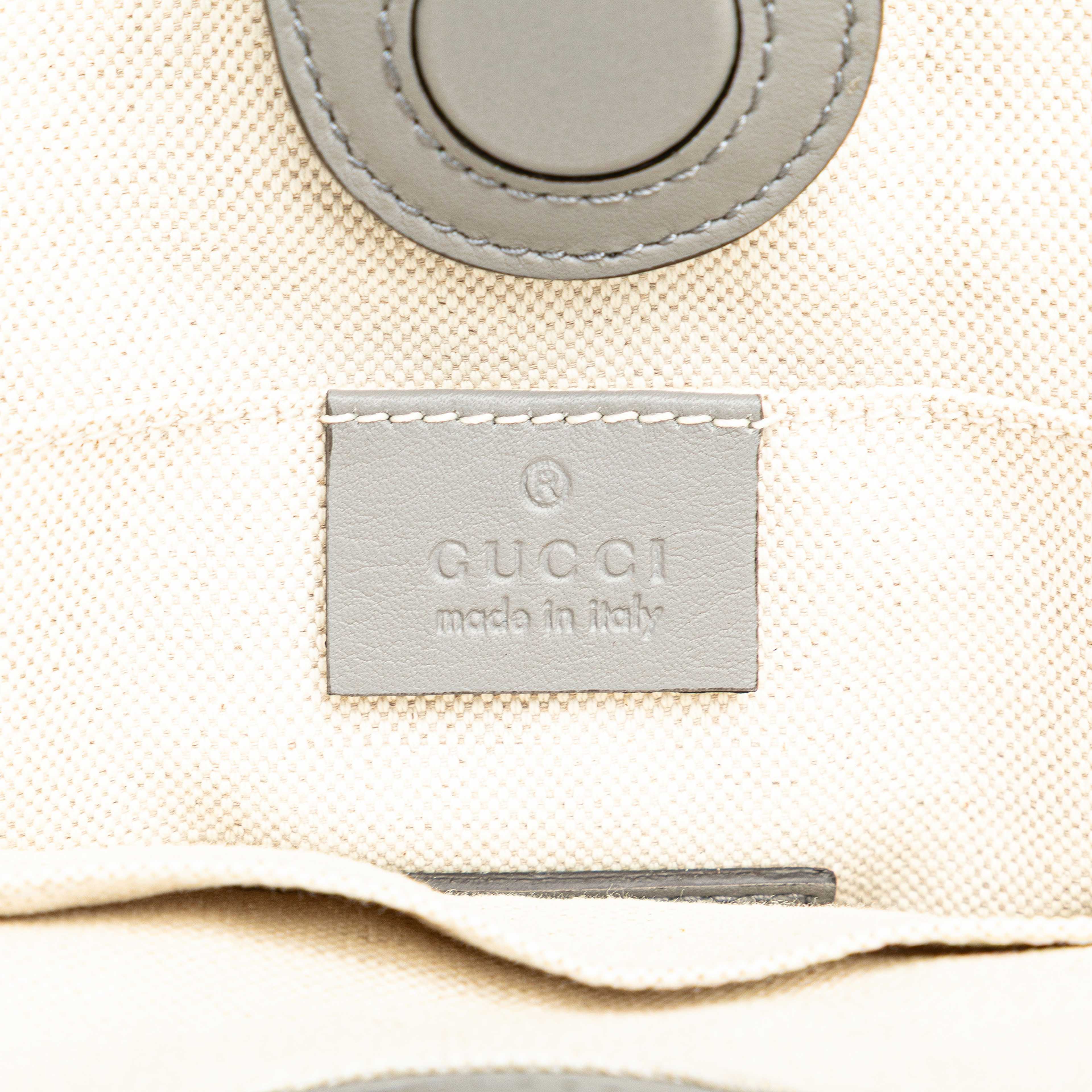 Gucci Leather Gg Ribbon Satchel, från Luxclusif, i färgen gray. Klicka för att öppna bilden i stort format