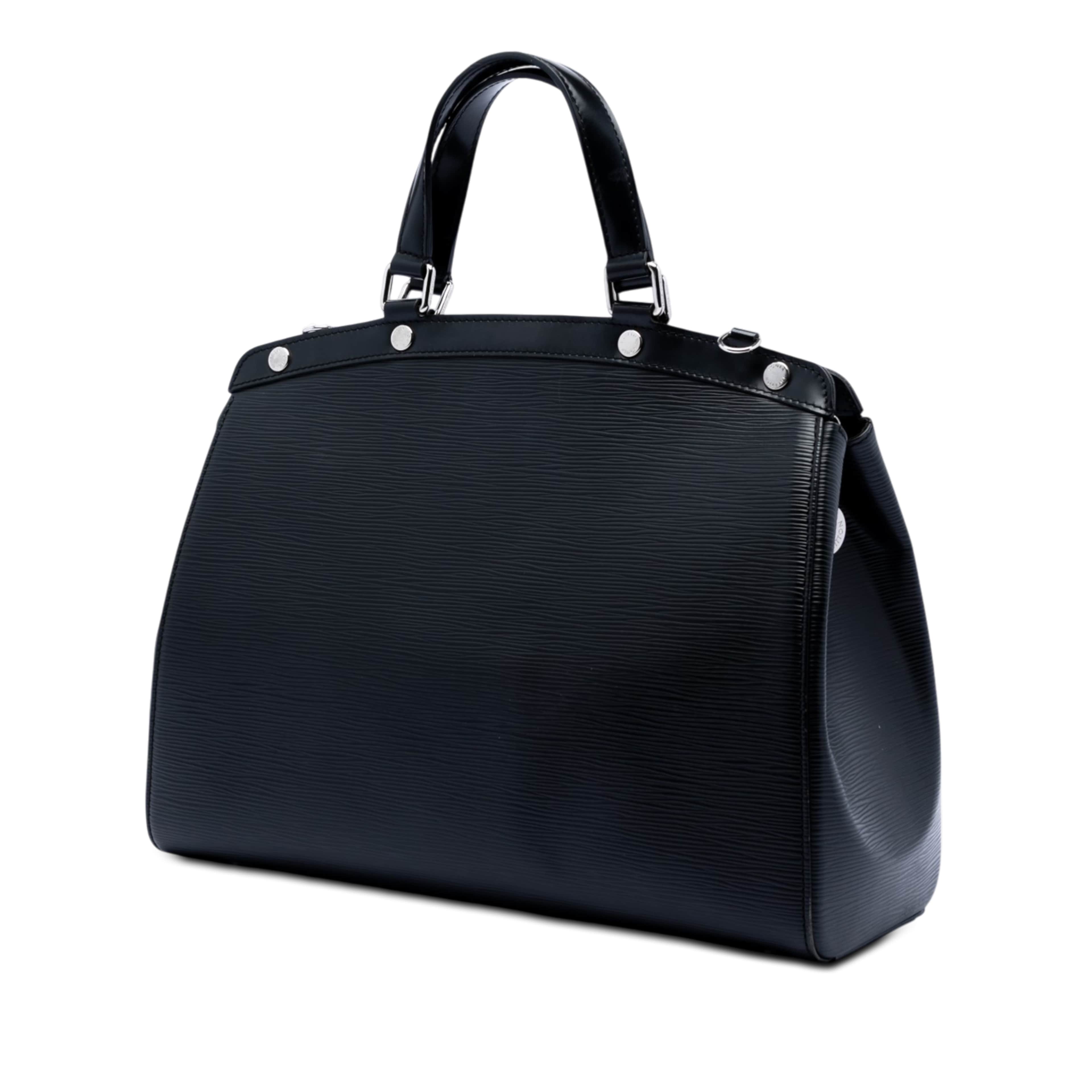 Louis Vuitton Epi Brea Gm, från Luxclusif, i färgen black. Klicka för att öppna bilden i stort format