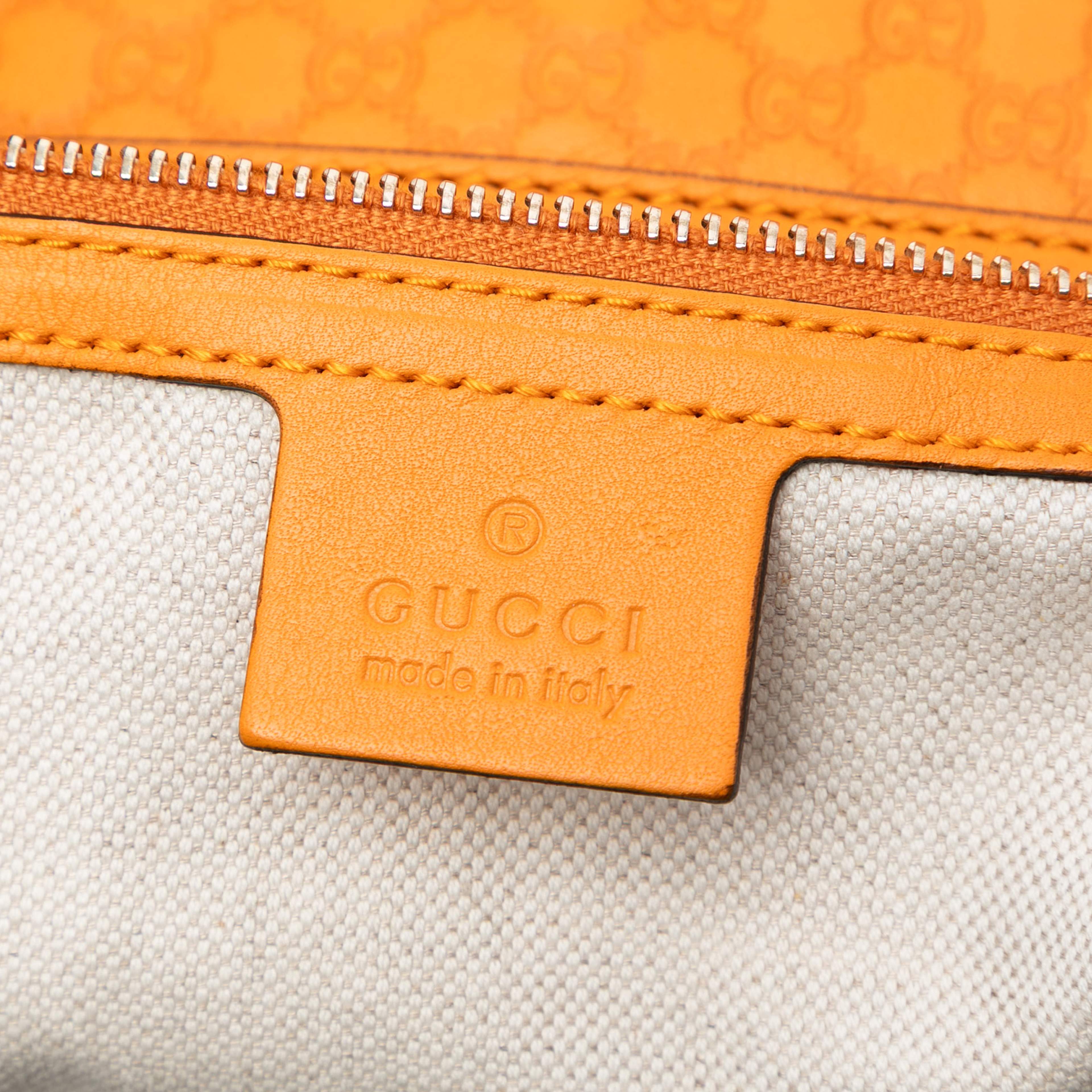 Gucci Microguccissima Nice Tote, från Luxclusif, i färgen orange. Klicka för att öppna bilden i stort format